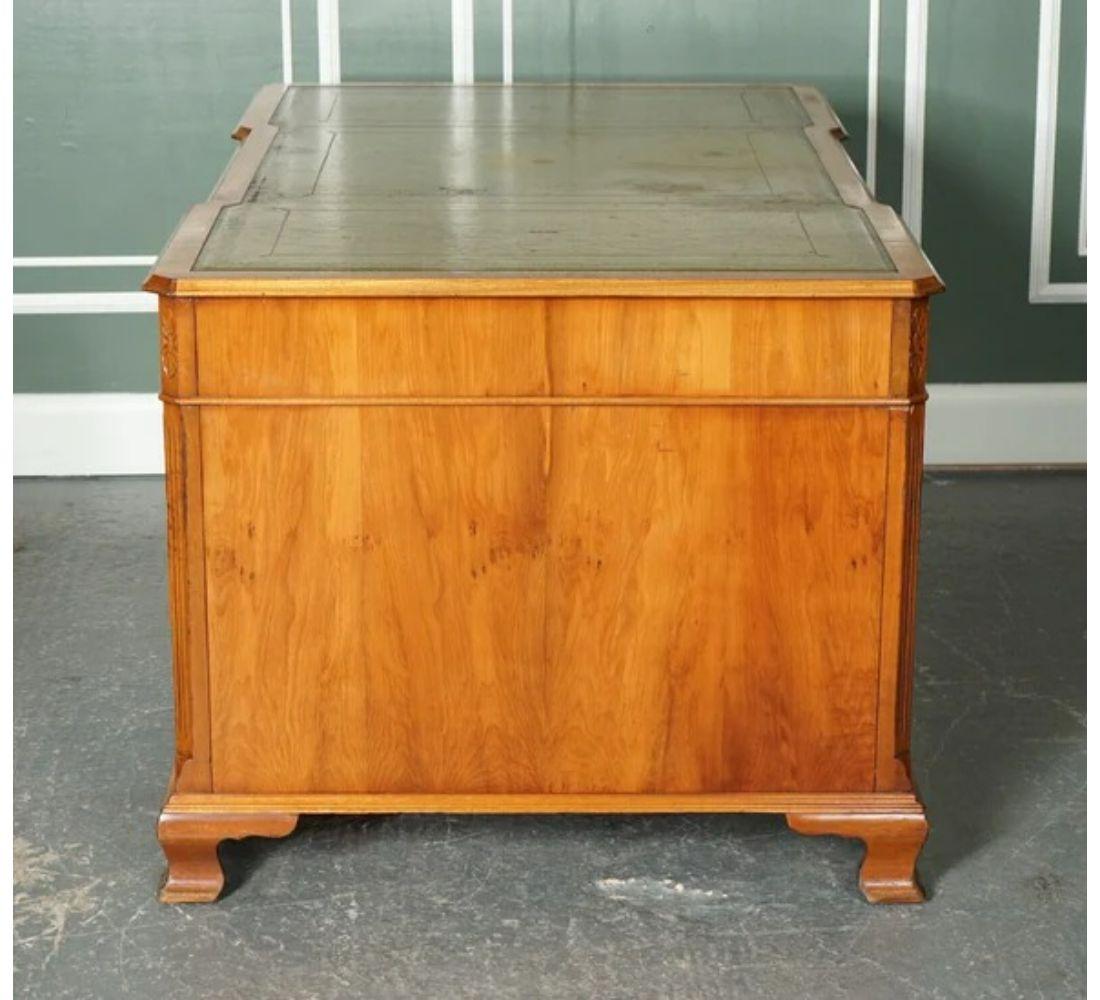 Georgian Style Directors Twin Pedestal Walnut Desk with Green Leather Top For Sale 5