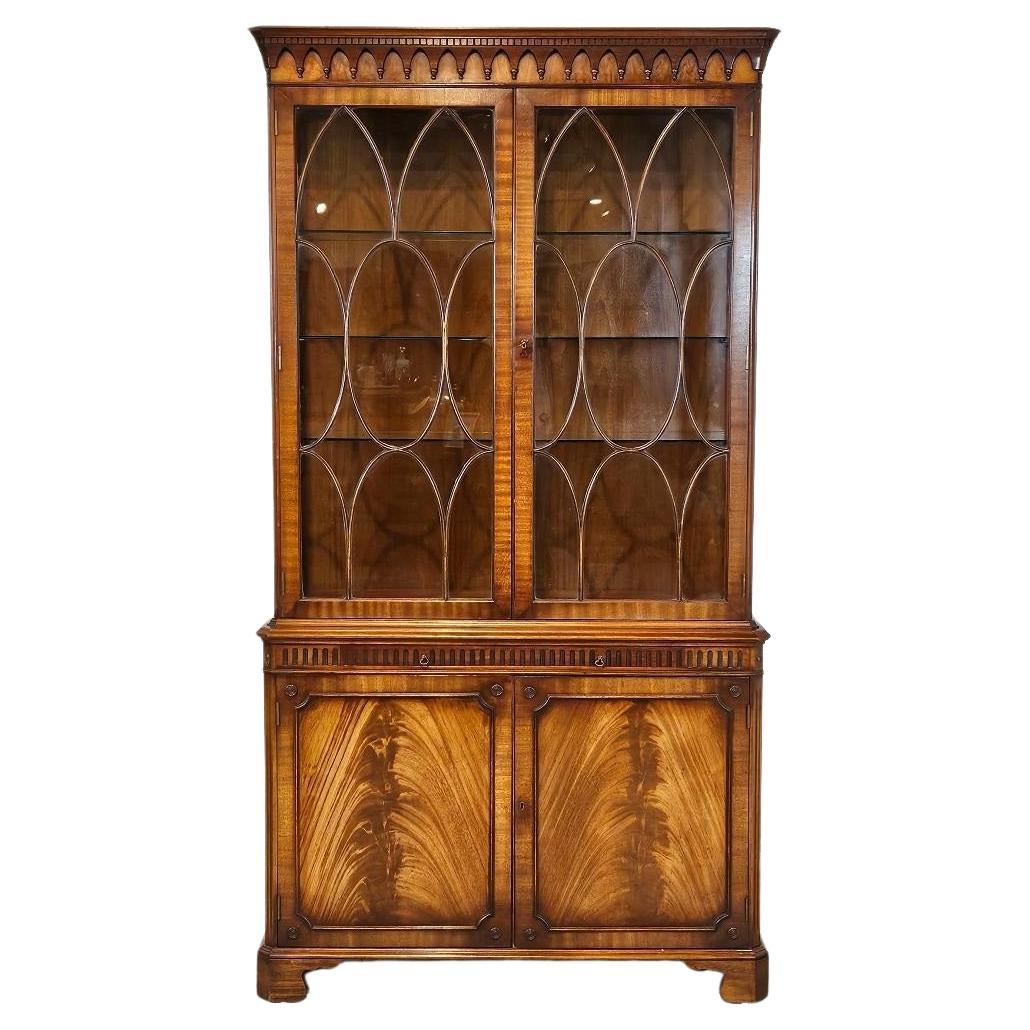 Georgian Style English Display Bookcase Traditional Details Vintage For Sale