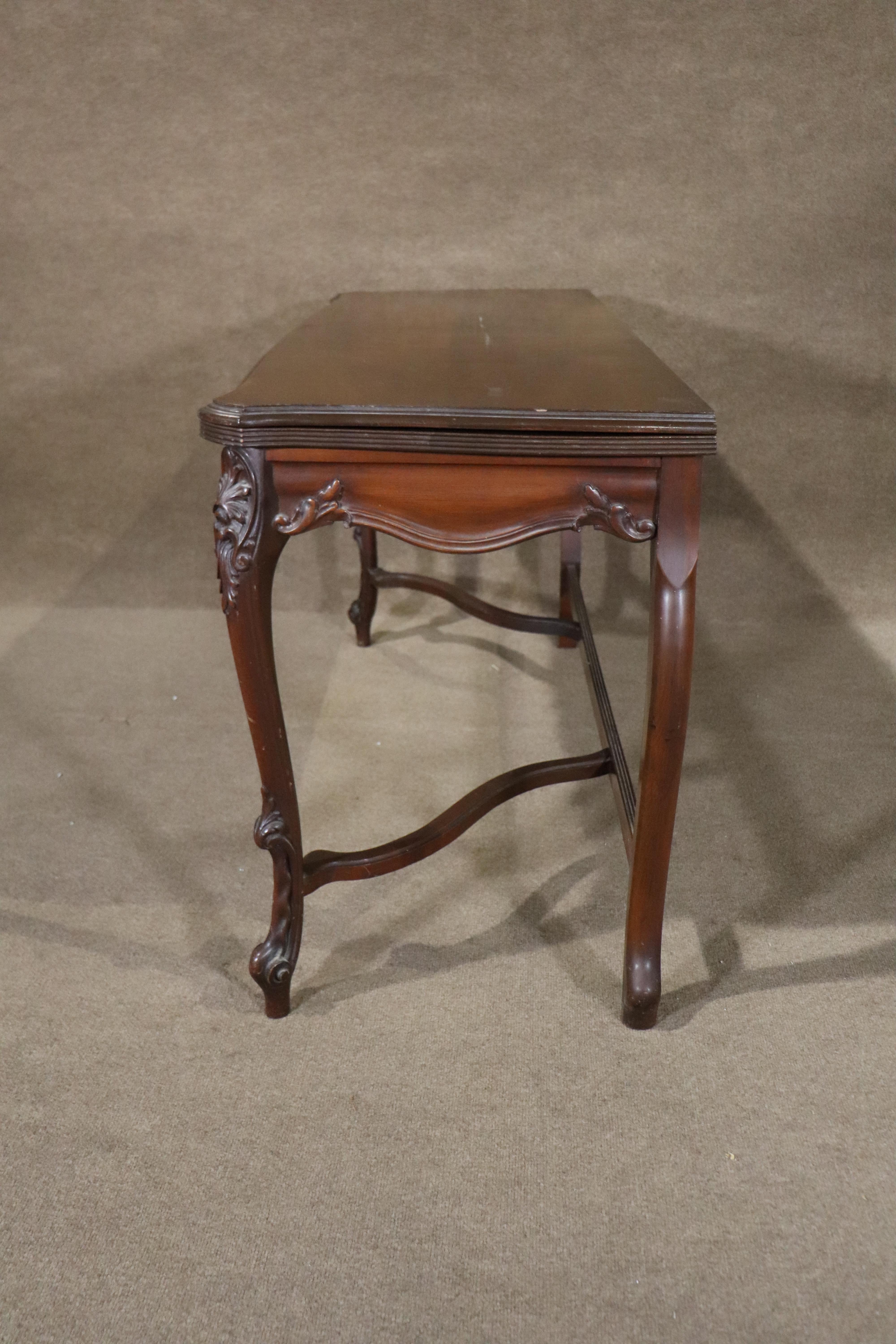20th Century Georgian Style Extending Console Table For Sale
