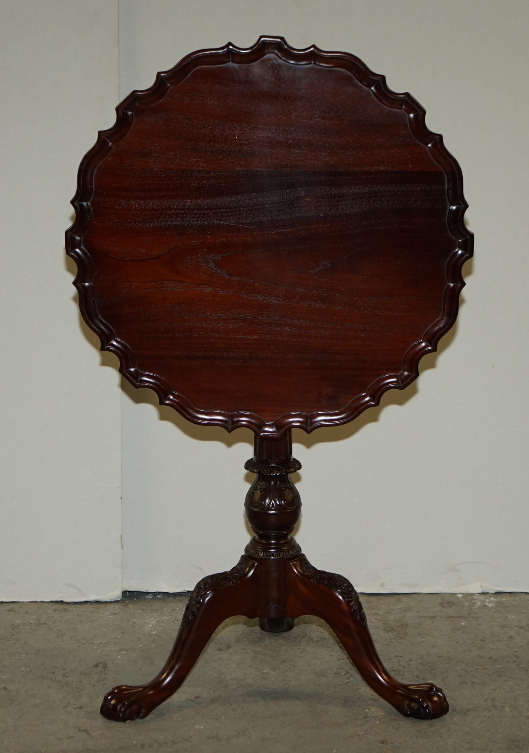 Georgian Style Hardwood Tilt Top Tripod Table With Claw & Ball Feet For Sale 12