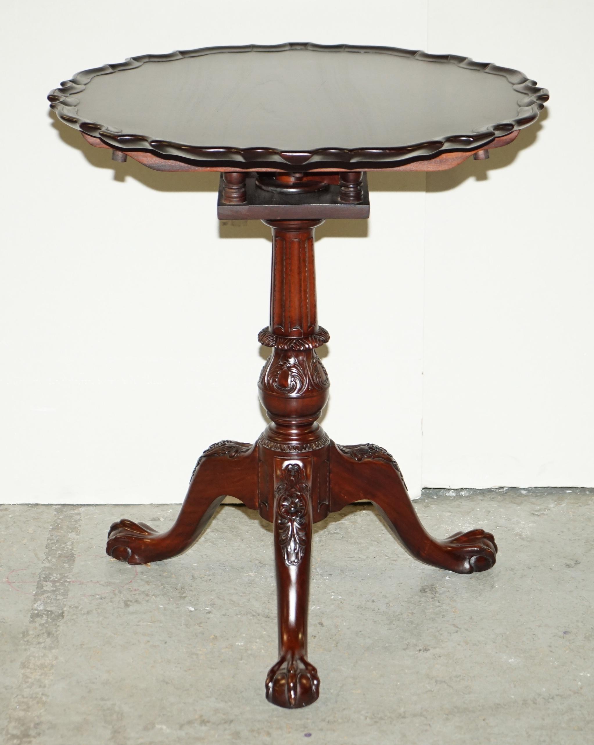 Here we have for sale a lovely Georgian-style mahogany tilt-top tripod table with a pie crust edge, bird cage support standing on claw, and ball feet with carved detailing.
Overall, the table is in good condition it has been cleaned and polished