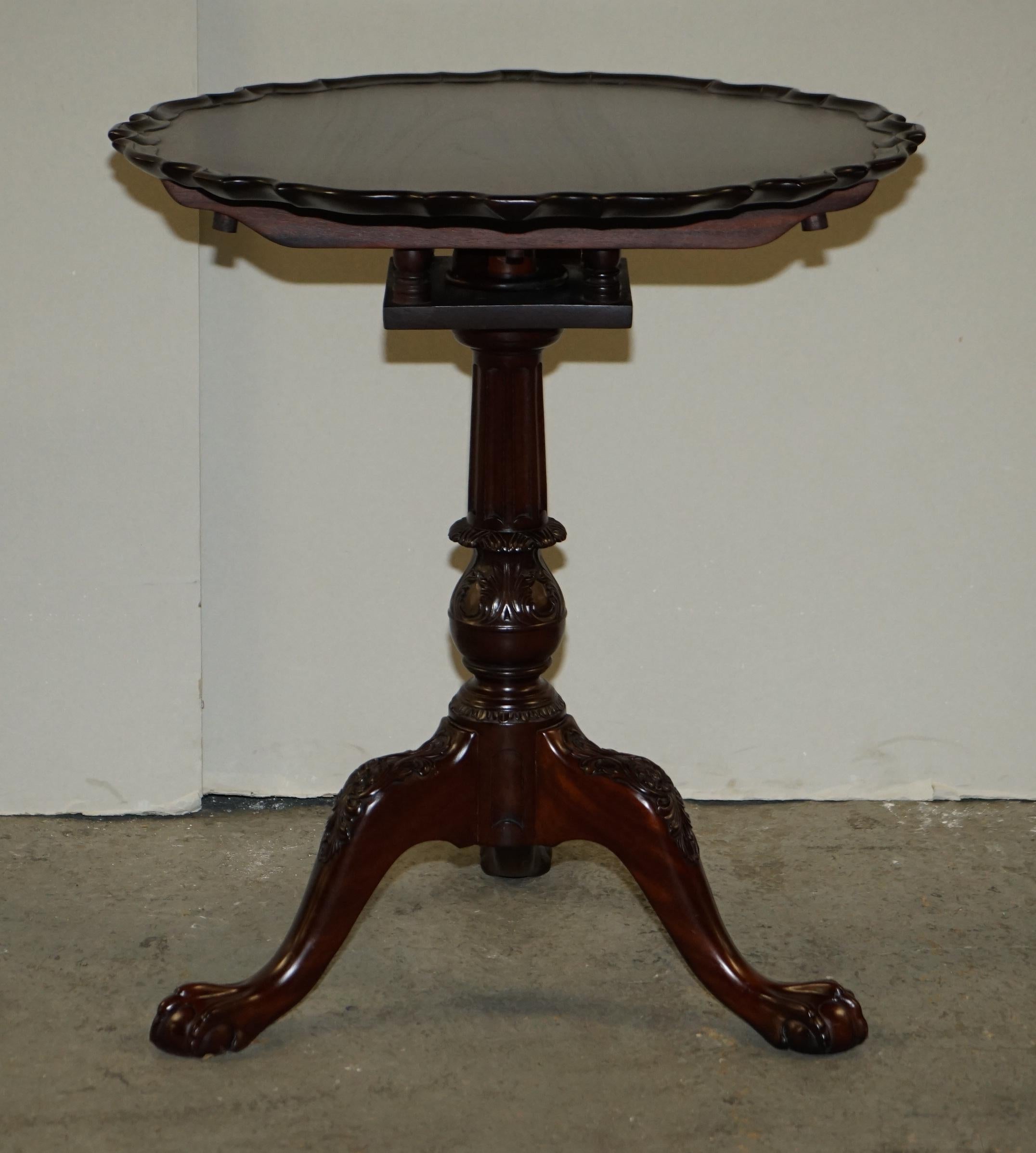 English Georgian Style Hardwood Tilt Top Tripod Table With Claw & Ball Feet For Sale