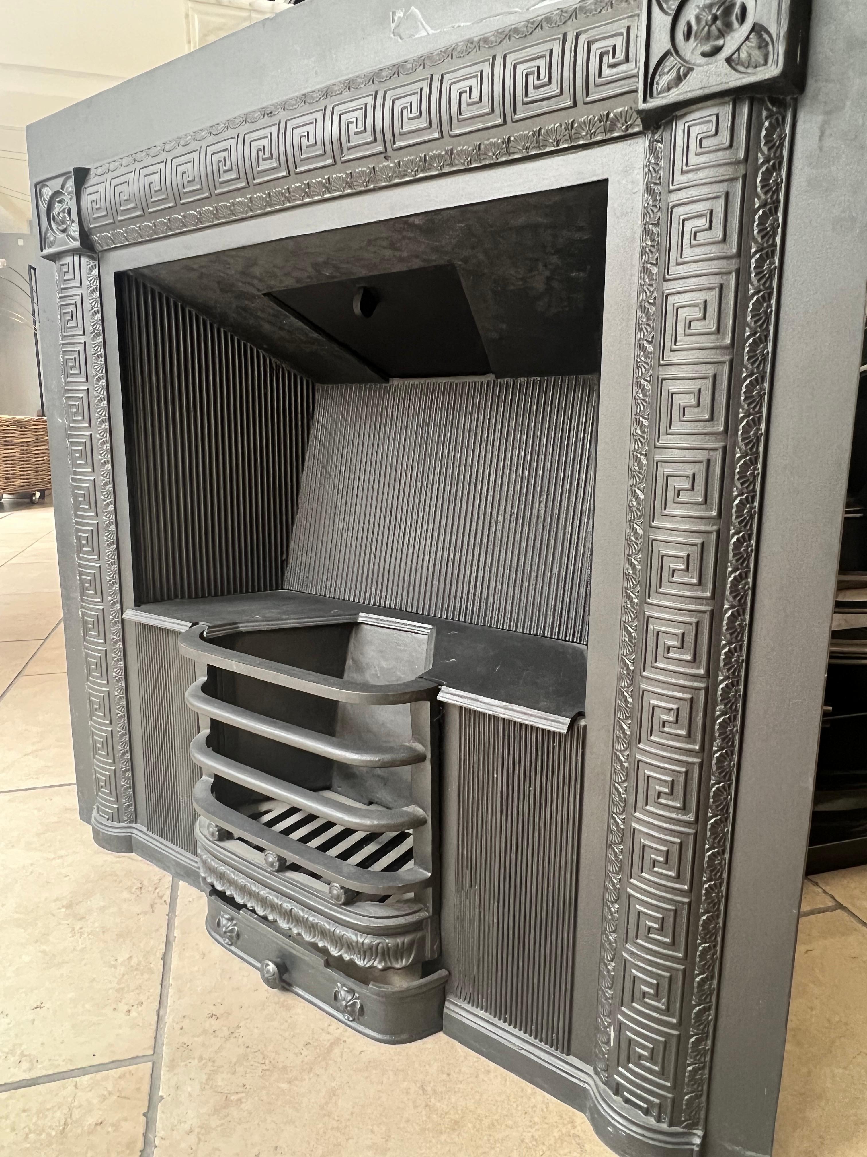 Georgian Style Hob Grate Blackened Cast-Iron Fireplace Insert 7