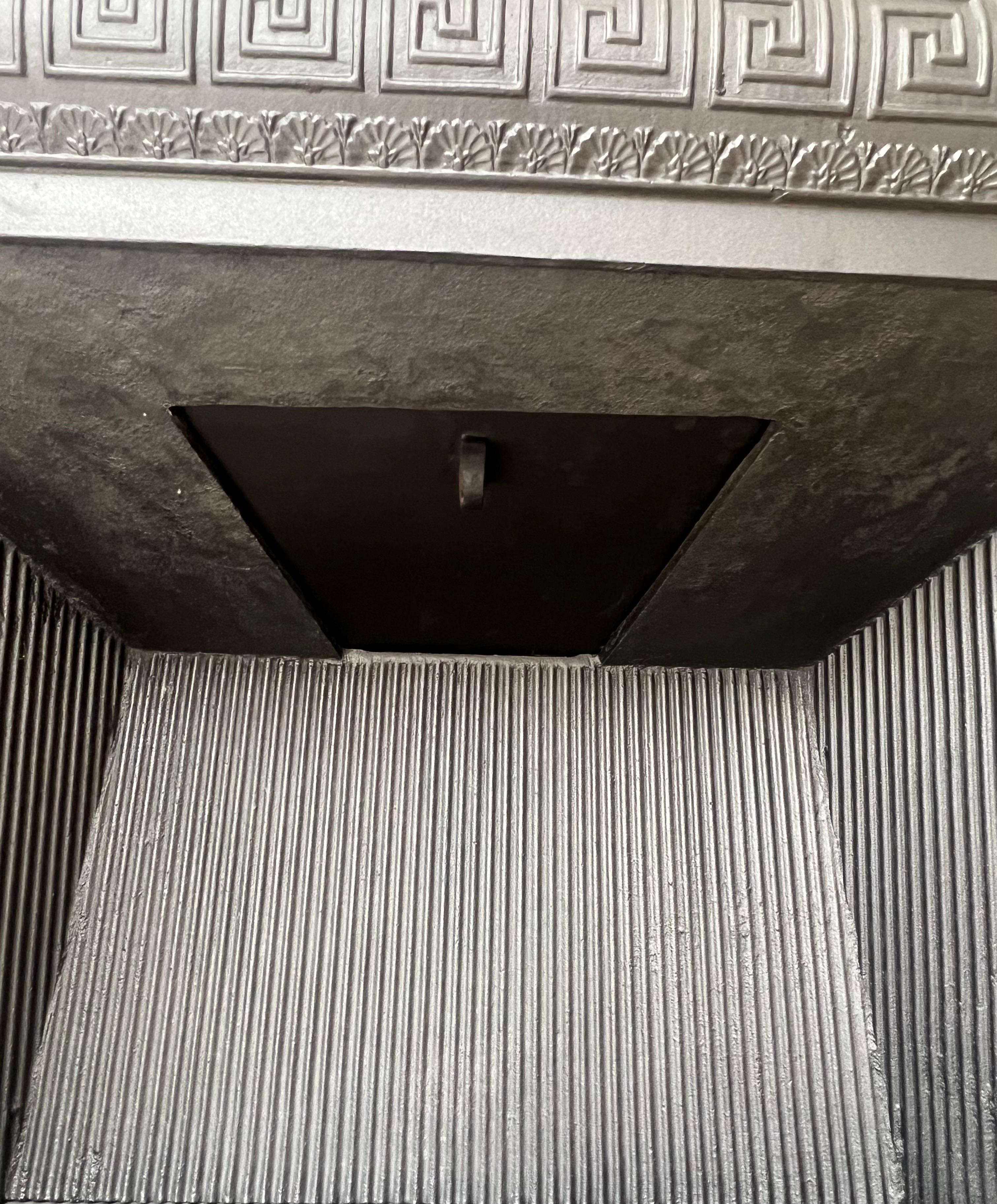 Georgian Style Hob Grate Blackened Cast-Iron Fireplace Insert 3