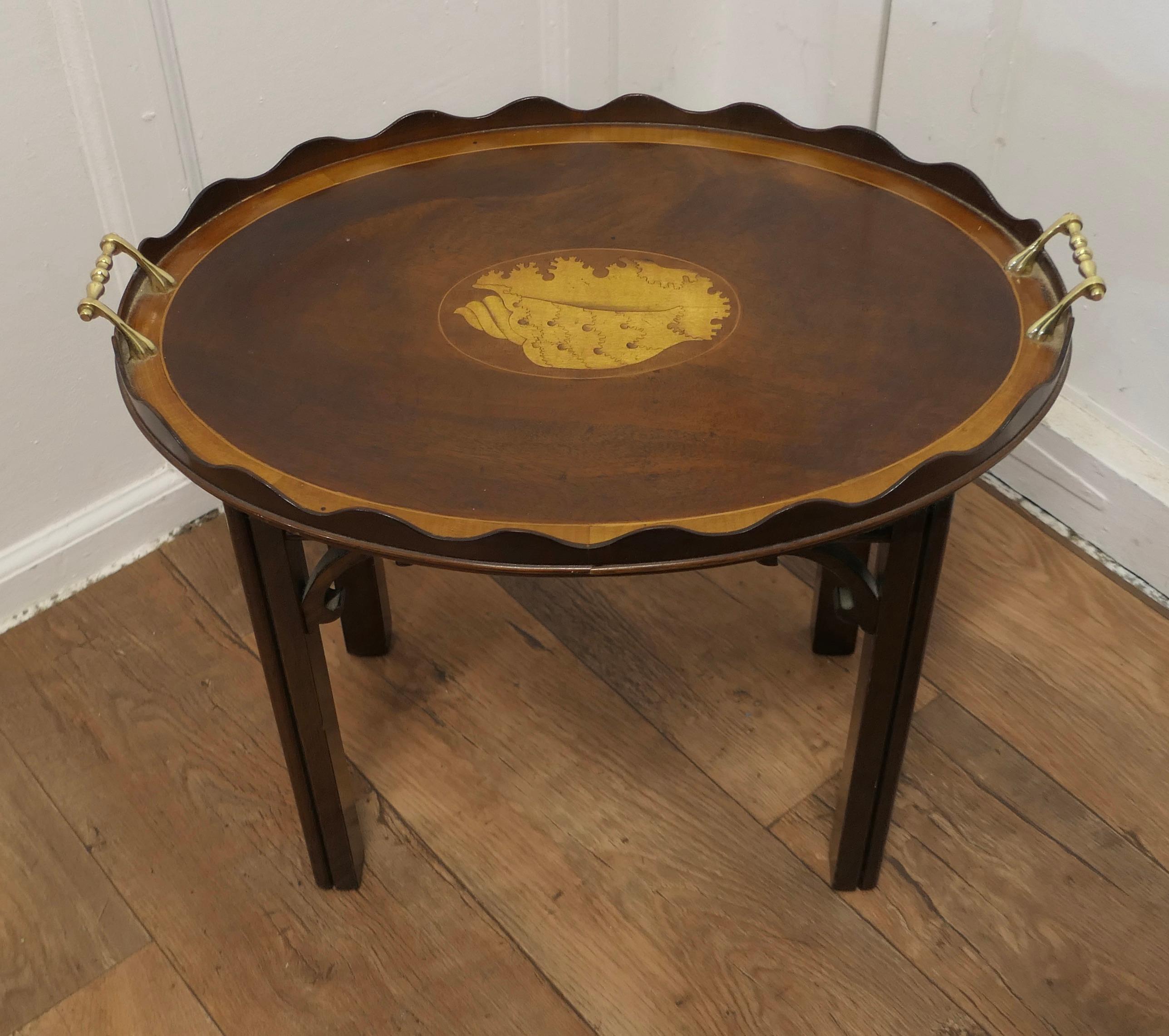 Georgian Style Inlaid Butlers Tray on Stand    In Good Condition For Sale In Chillerton, Isle of Wight