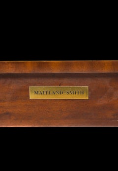 Mesa consola de estilo georgiano con incrustaciones de caoba y madera de giltwood Demilune Maitland-Smith