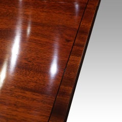 Georgian style mahogany 12 seat dining table