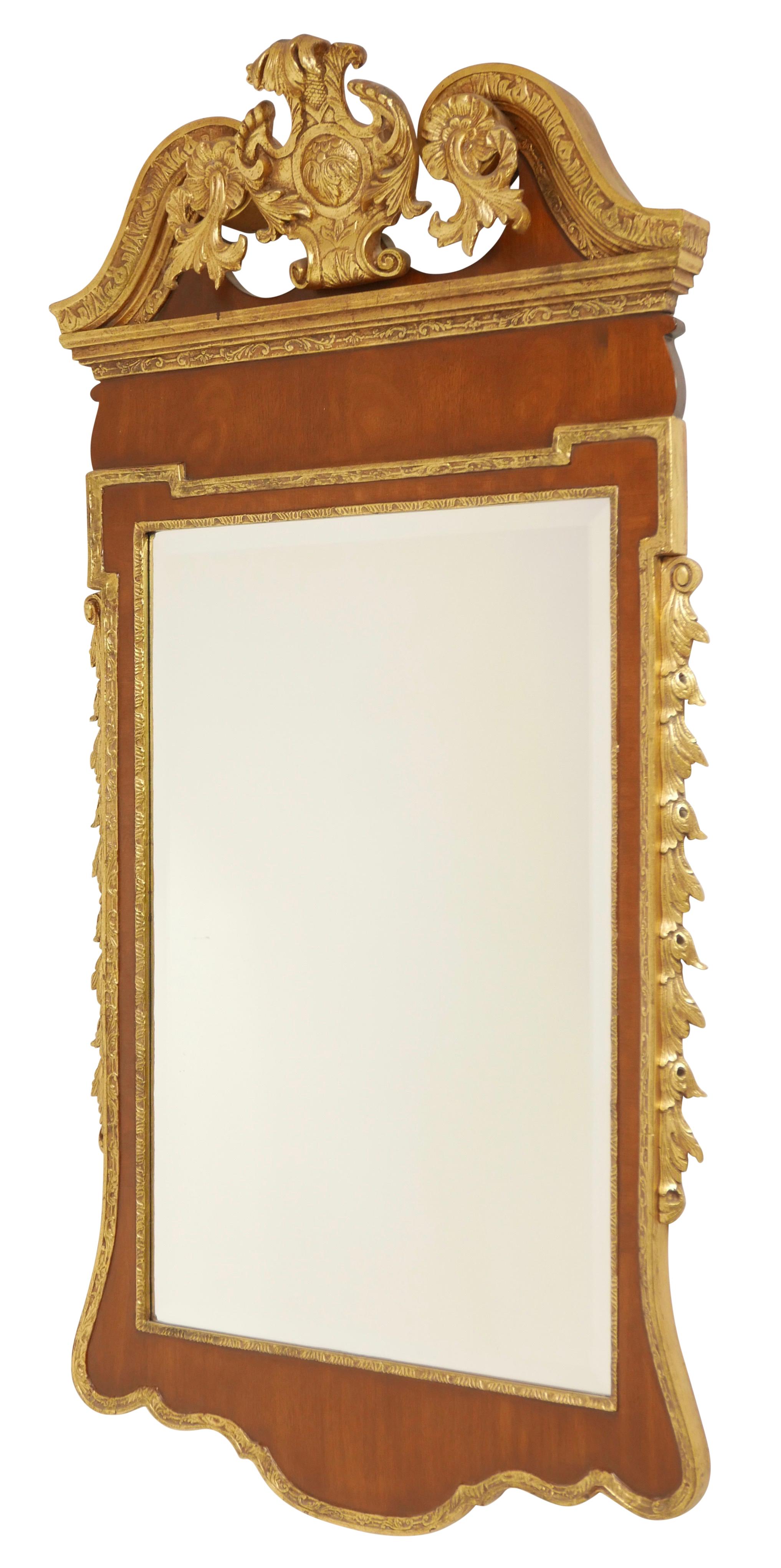 Georgian Style Mahogany and Giltwood Mirror For Sale 3