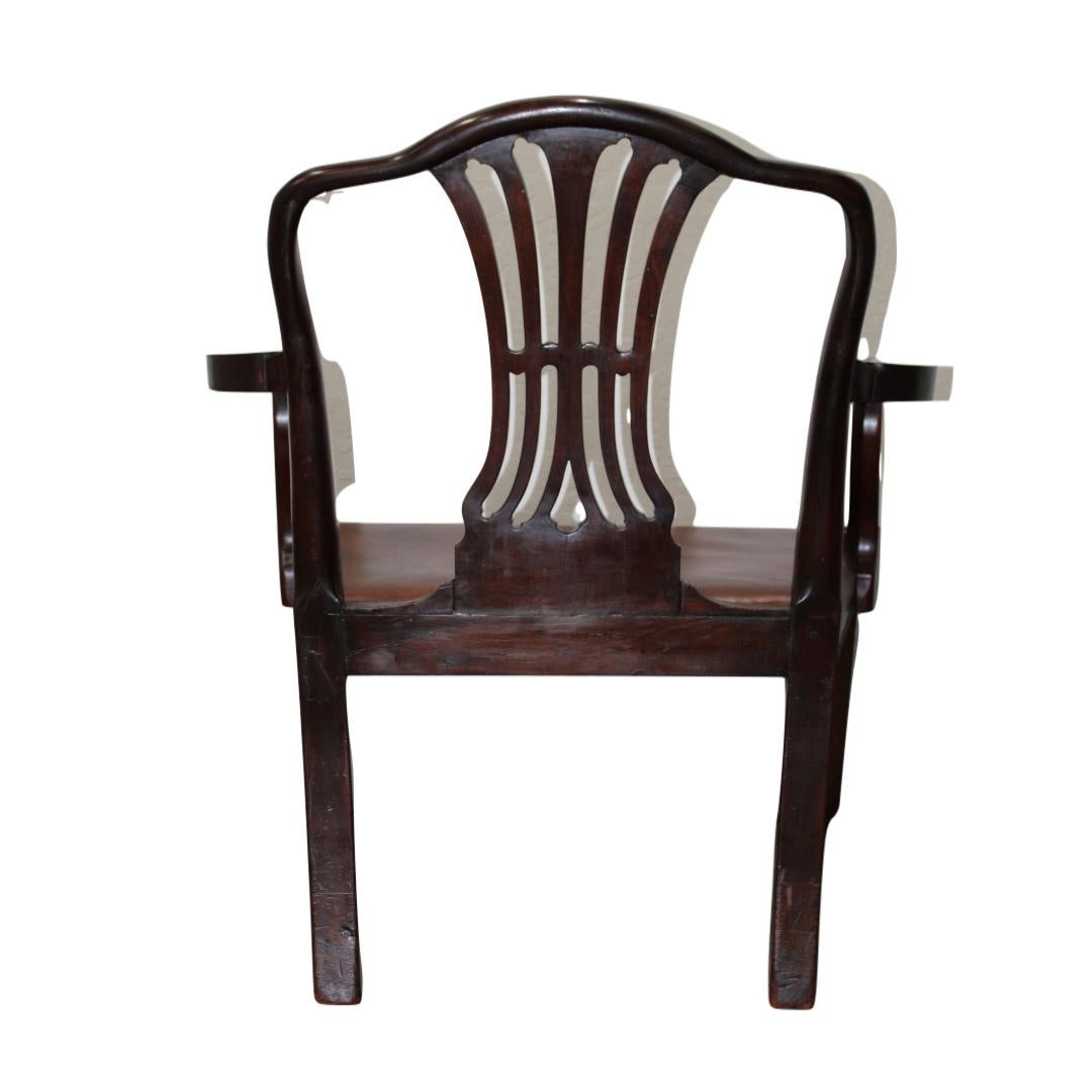Georgian Style Mahogany Armchair W/ Leather Upholstery & Brass Edging For Sale 1
