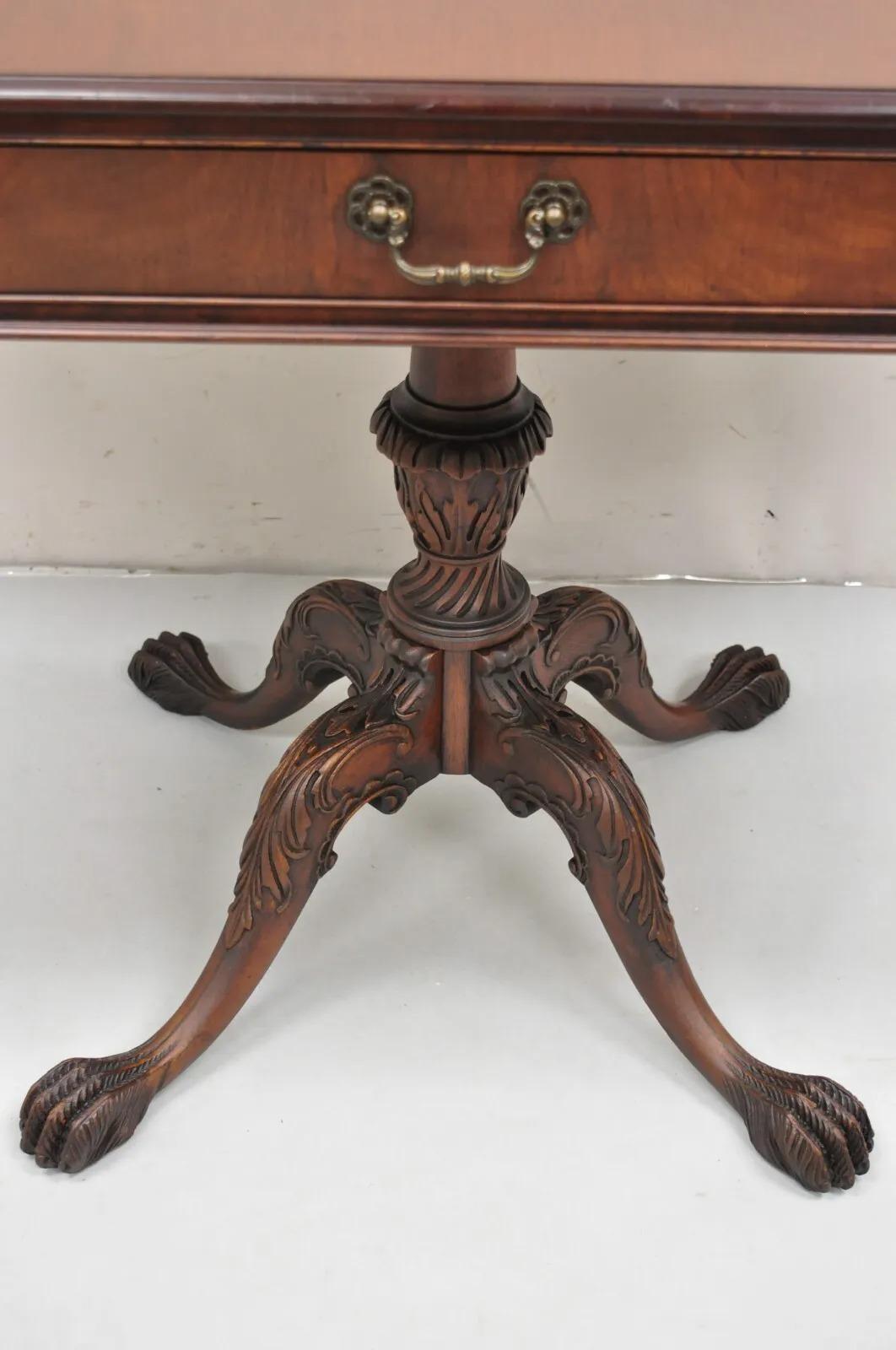 Georgian Style Mahogany Carved Paw Feet Dropleaf Side Lamp Table by Imperial In Good Condition For Sale In Philadelphia, PA