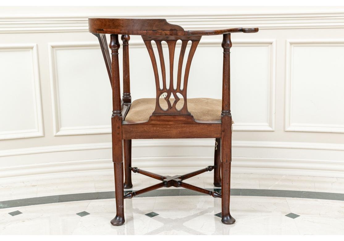 Georgian Style Mahogany Corner Chair For Sale 7