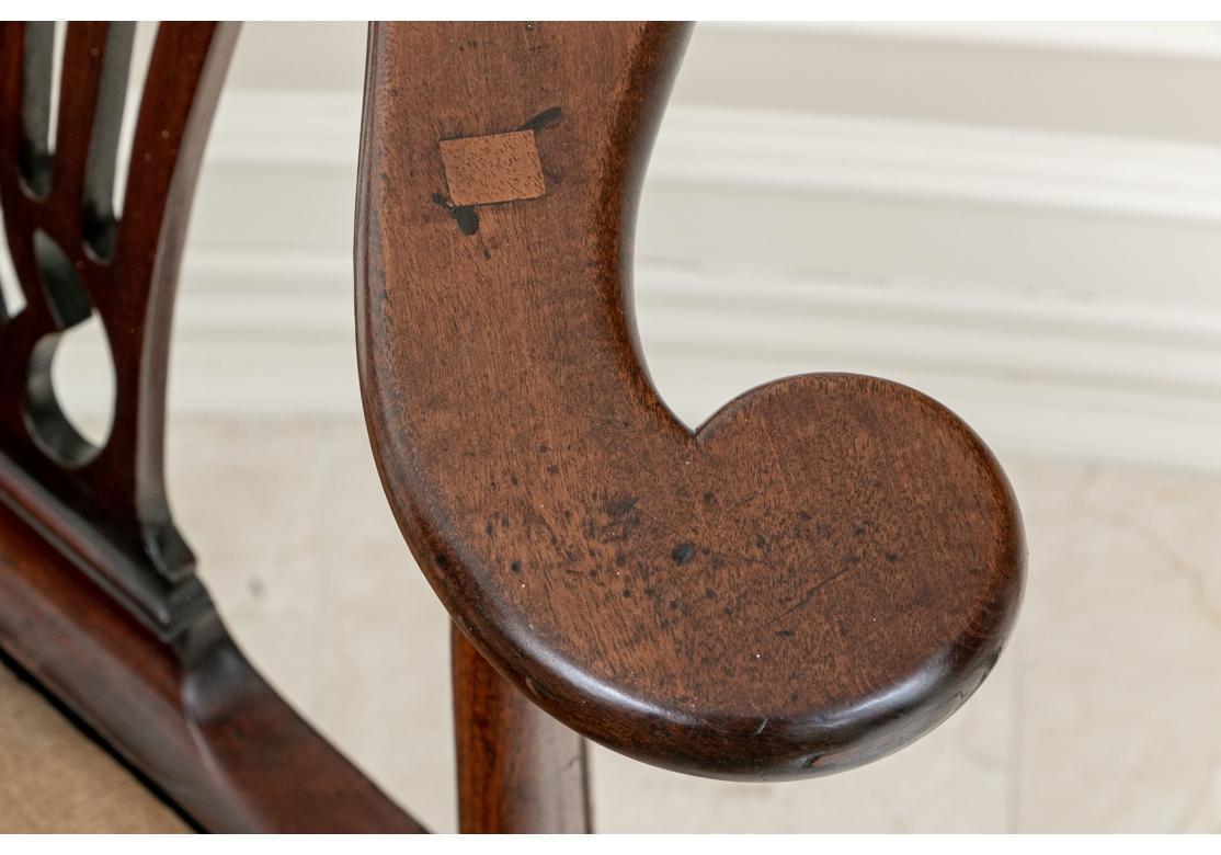 Fabric Georgian Style Mahogany Corner Chair For Sale