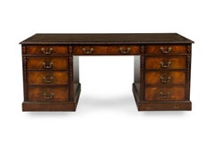 Georgian style mahogany kneehole desk