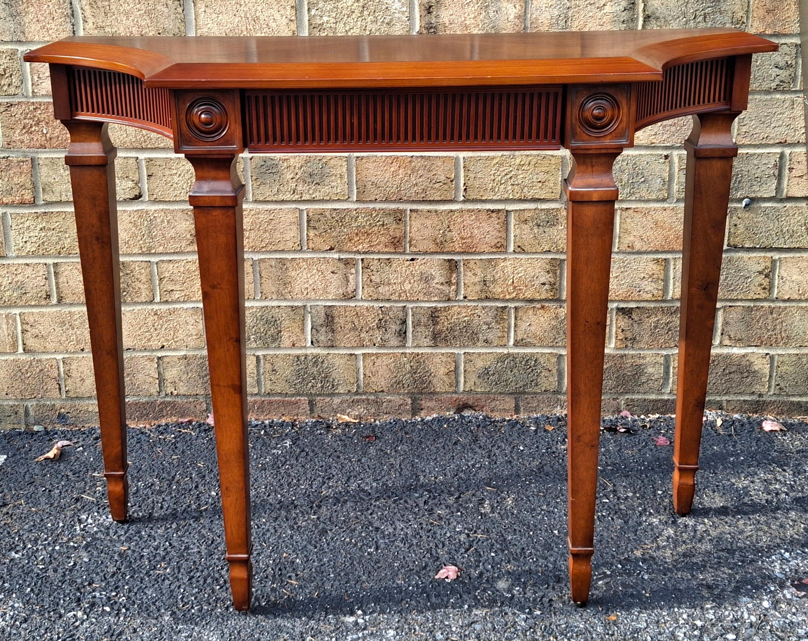 Console à un tiroir en acajou de style géorgien Bon état - En vente à Germantown, MD