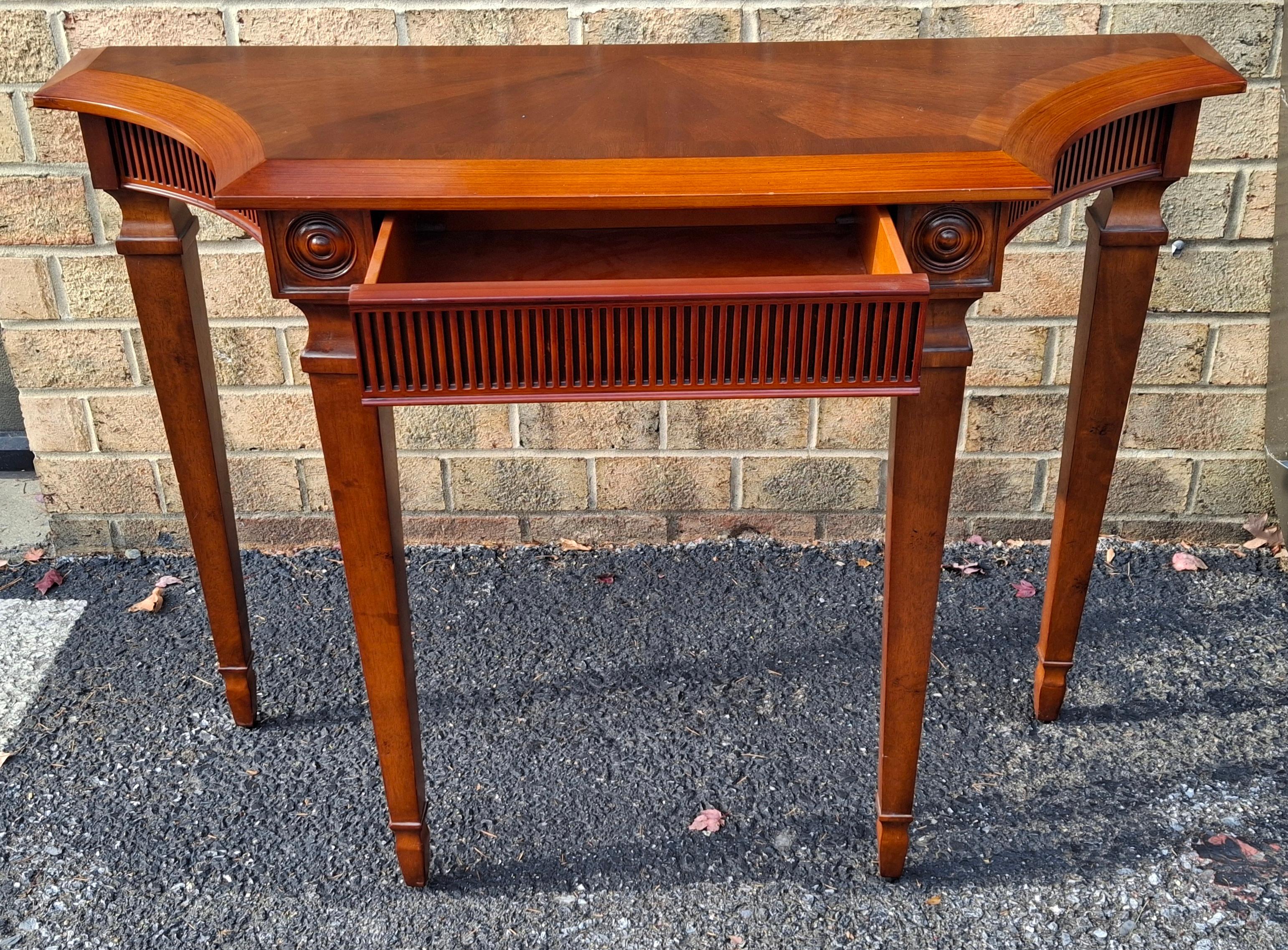 Console à un tiroir en acajou de style géorgien en vente 1