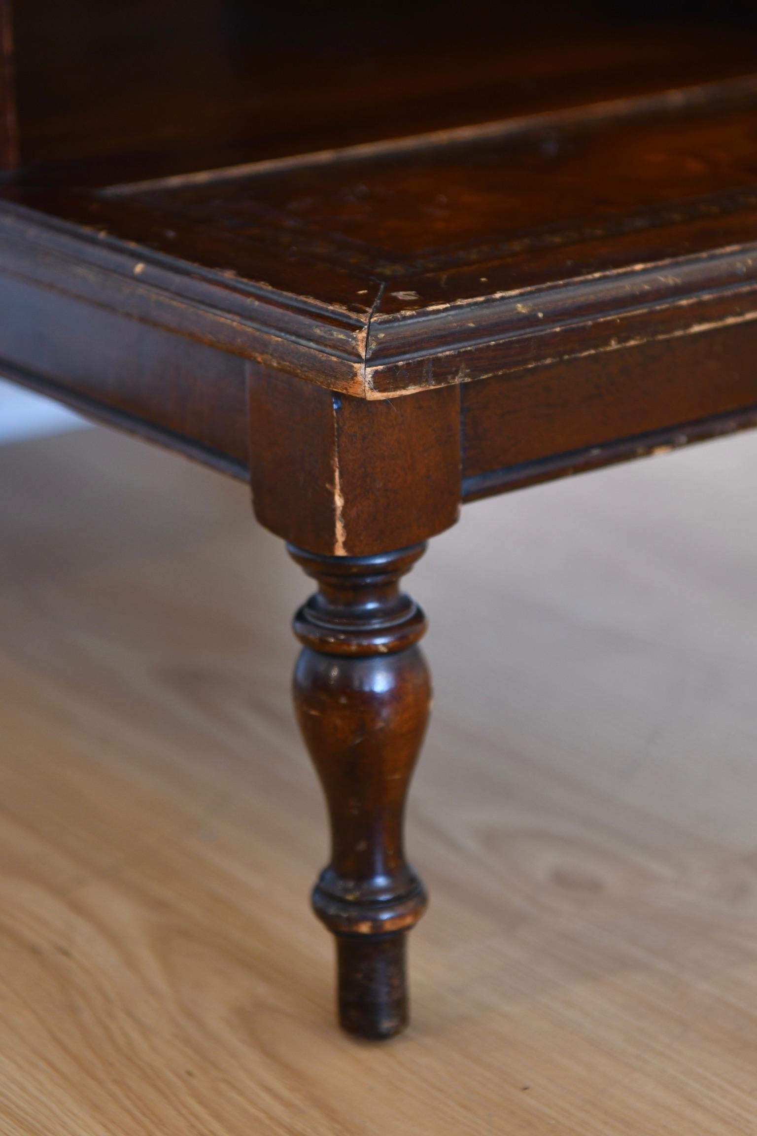 Georgian-Style Mahogany Step Table For Sale 8