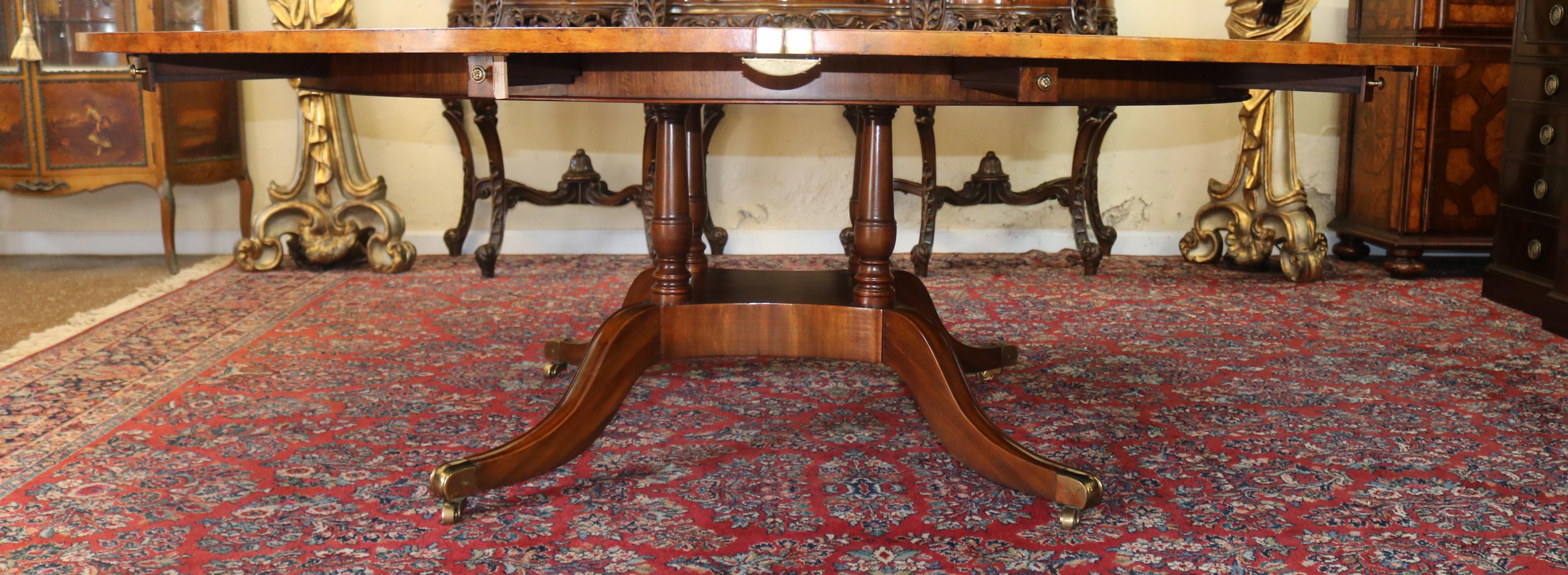 Georgian Style Maitland Smith Tooled Leather Round Perimeter Table  For Sale 9