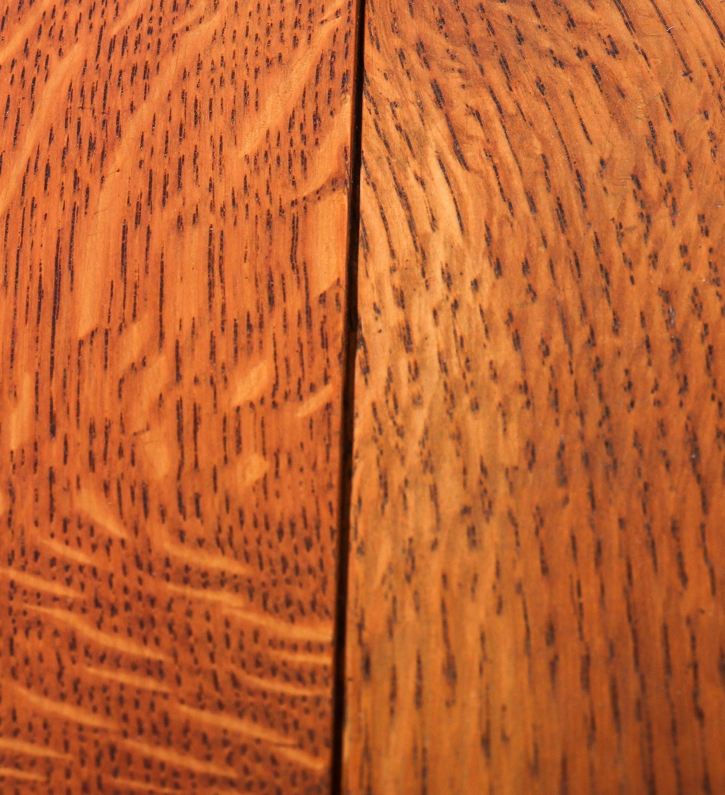 Wood Georgian Style Oak Drop Leaf Side Table For Sale