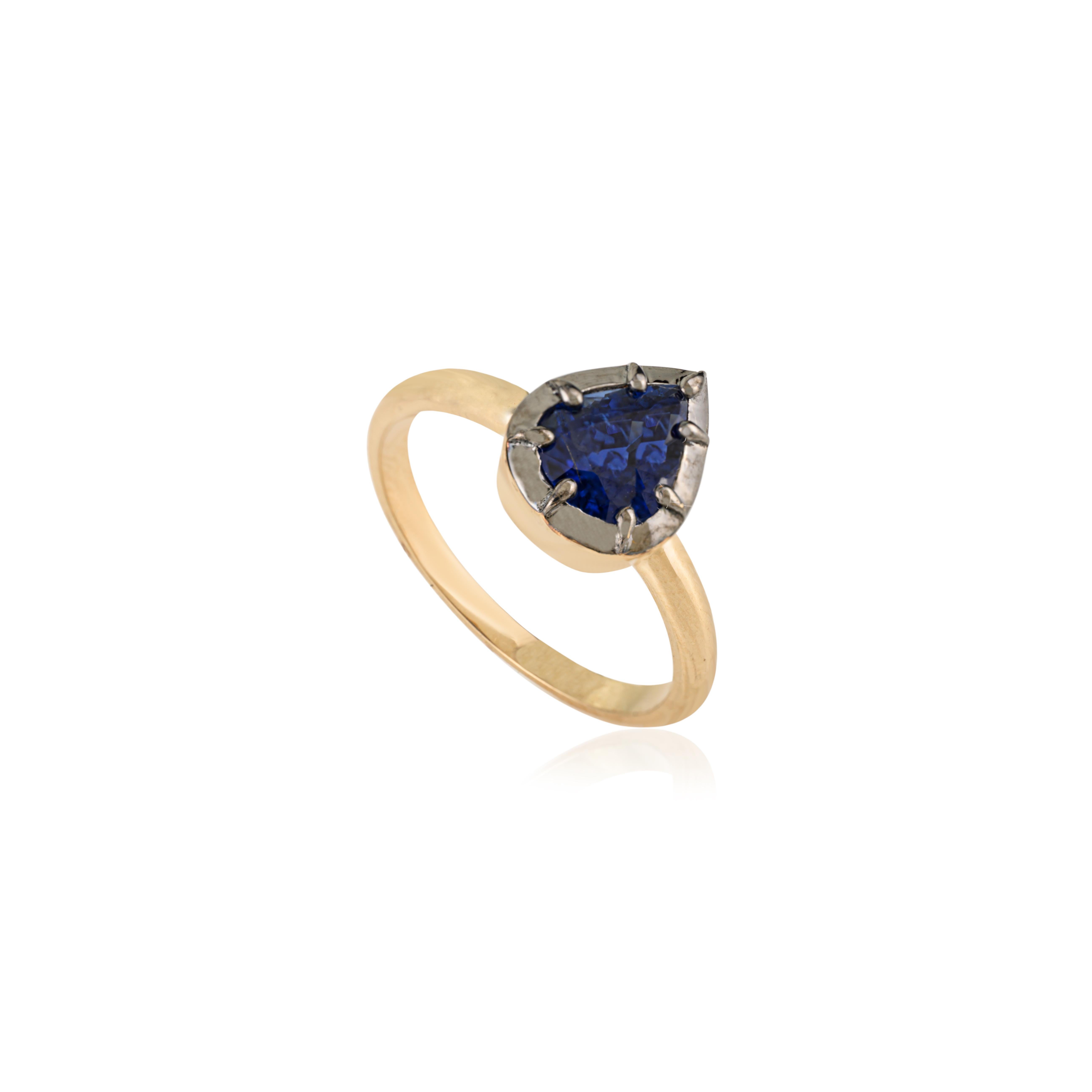 En vente :  Bague solitaire de style géorgien en or jaune 18 carats, saphir bleu, taille poire, 1,52 ct 3