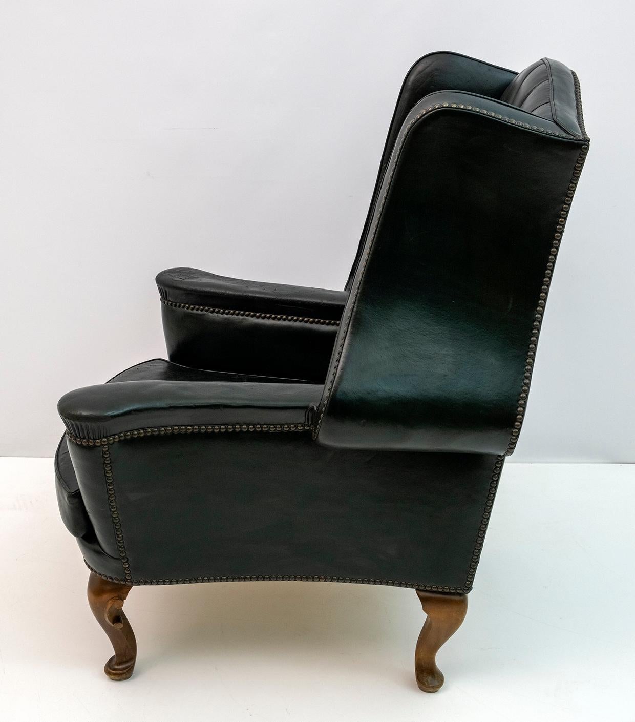 Georgian Style Rare Original Chesterfield Leather Armchair, 1950s For Sale 1
