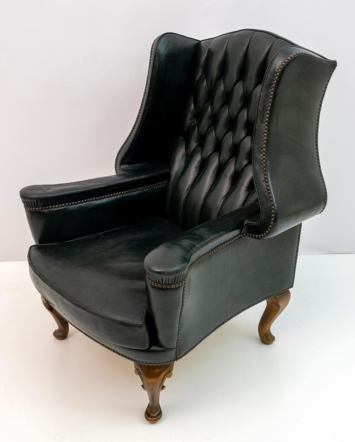 Georgian Style Rare Original Chesterfield Leather Armchair, 1950s For Sale 2