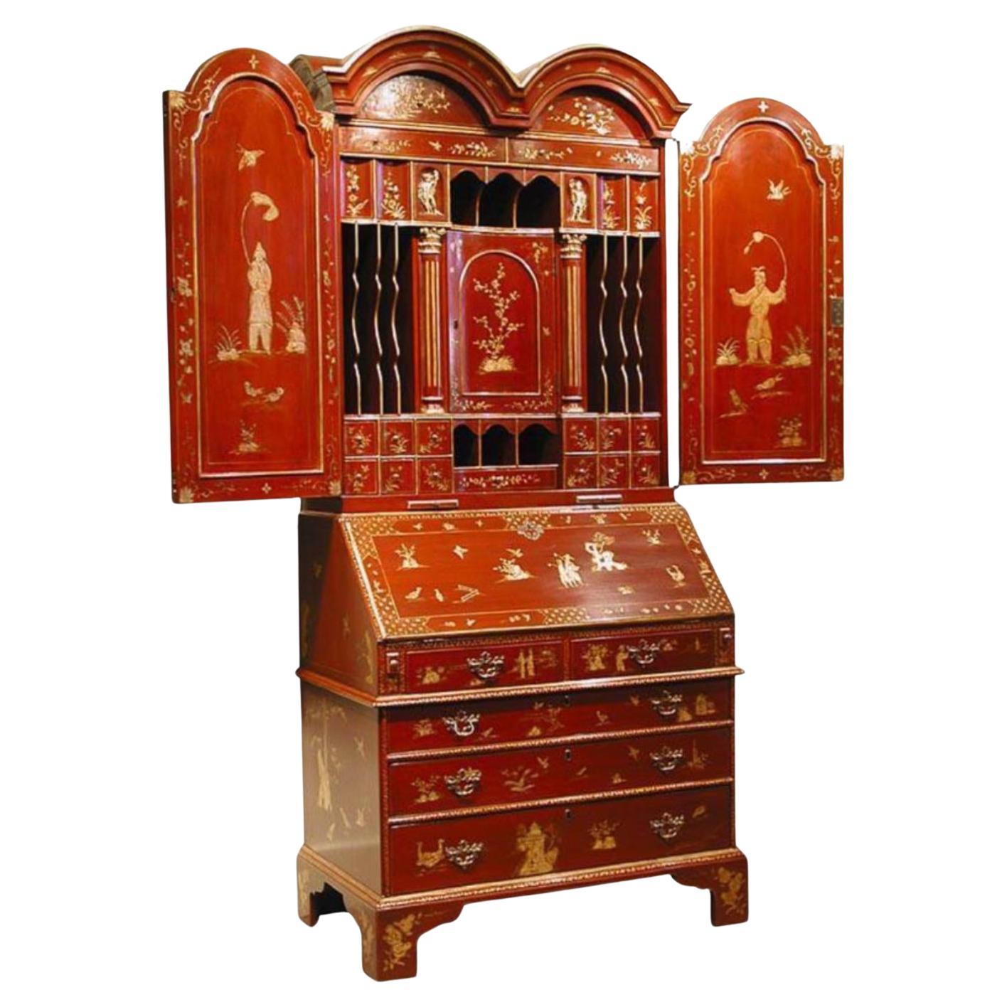 Secrétaire de style géorgien rouge et or décoré de chinoiseries Burton-Ching