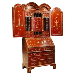 Escritorio secretario Burton-Ching estilo georgiano decorado en chinoiserie roja y dorada