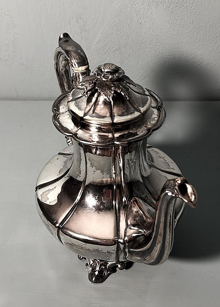 Hand-Crafted Georgian-Style Silver-Plated English Teapot-Chocolate Pot For Sale