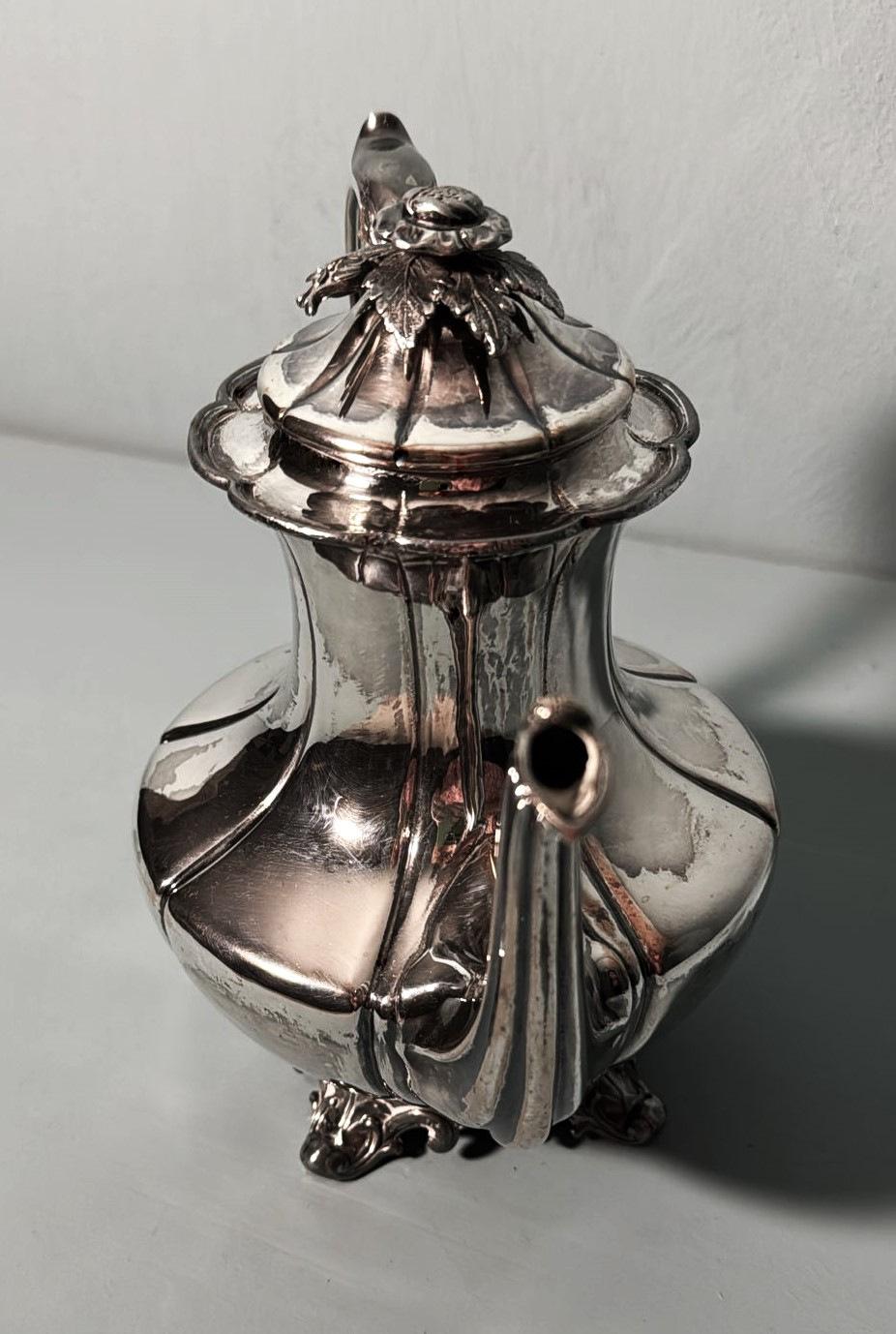 19th Century Georgian-Style Silver-Plated English Teapot-Chocolate Pot For Sale