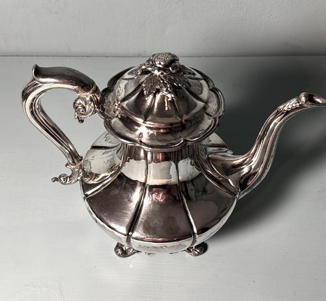 Silver Plate Georgian-Style Silver-Plated English Teapot-Chocolate Pot For Sale
