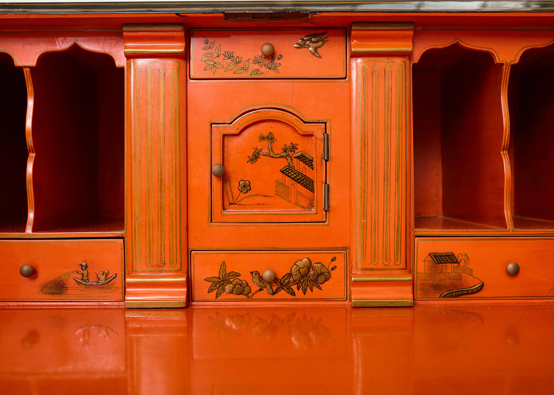 Georgian Style Slant Drop Front Chinoiserie Lacquered Secretary For Sale 1