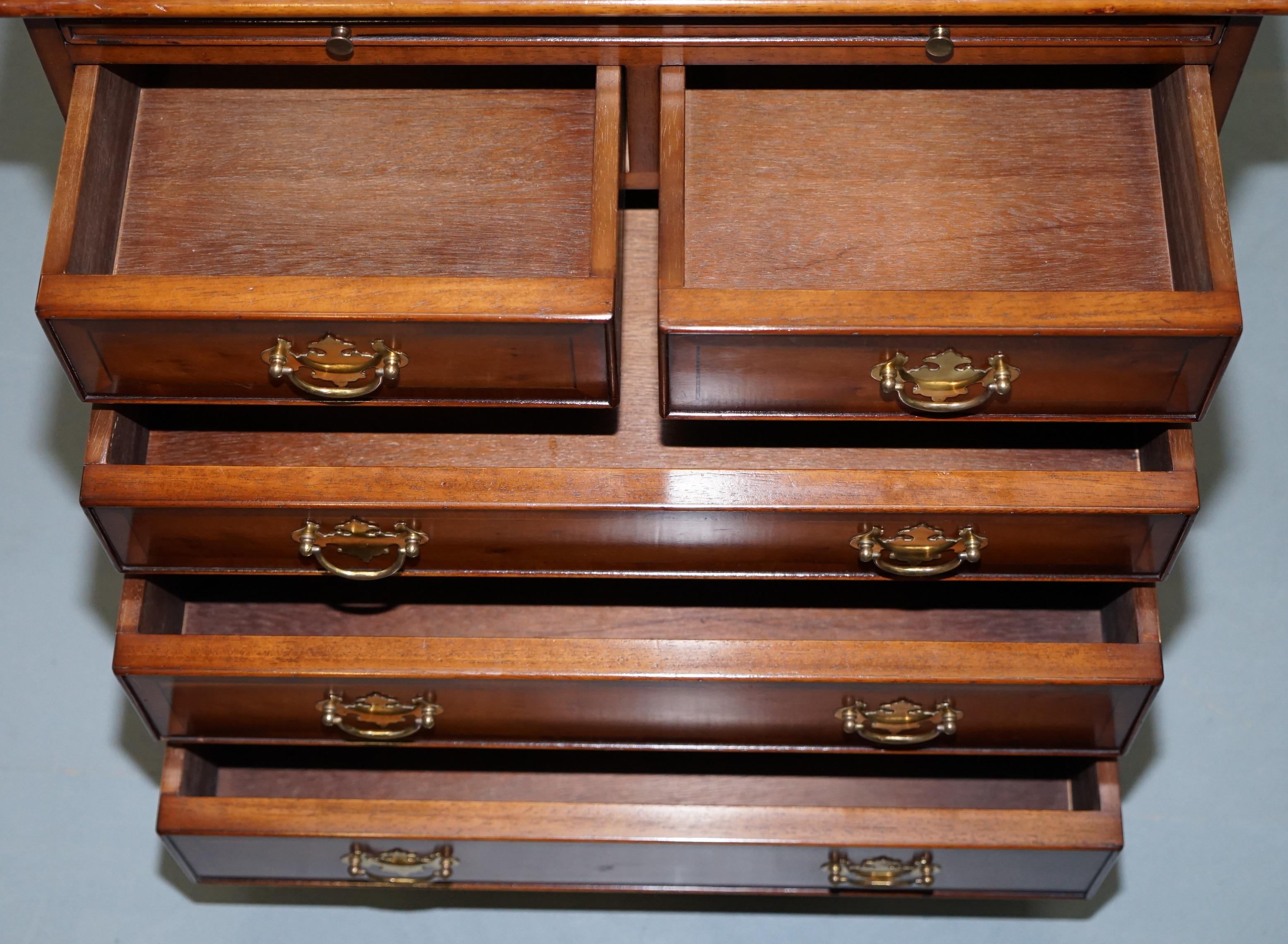 Georgian Style Small Chest of Drawers Burr Yew Wood Green Leather Butlers Tray 9