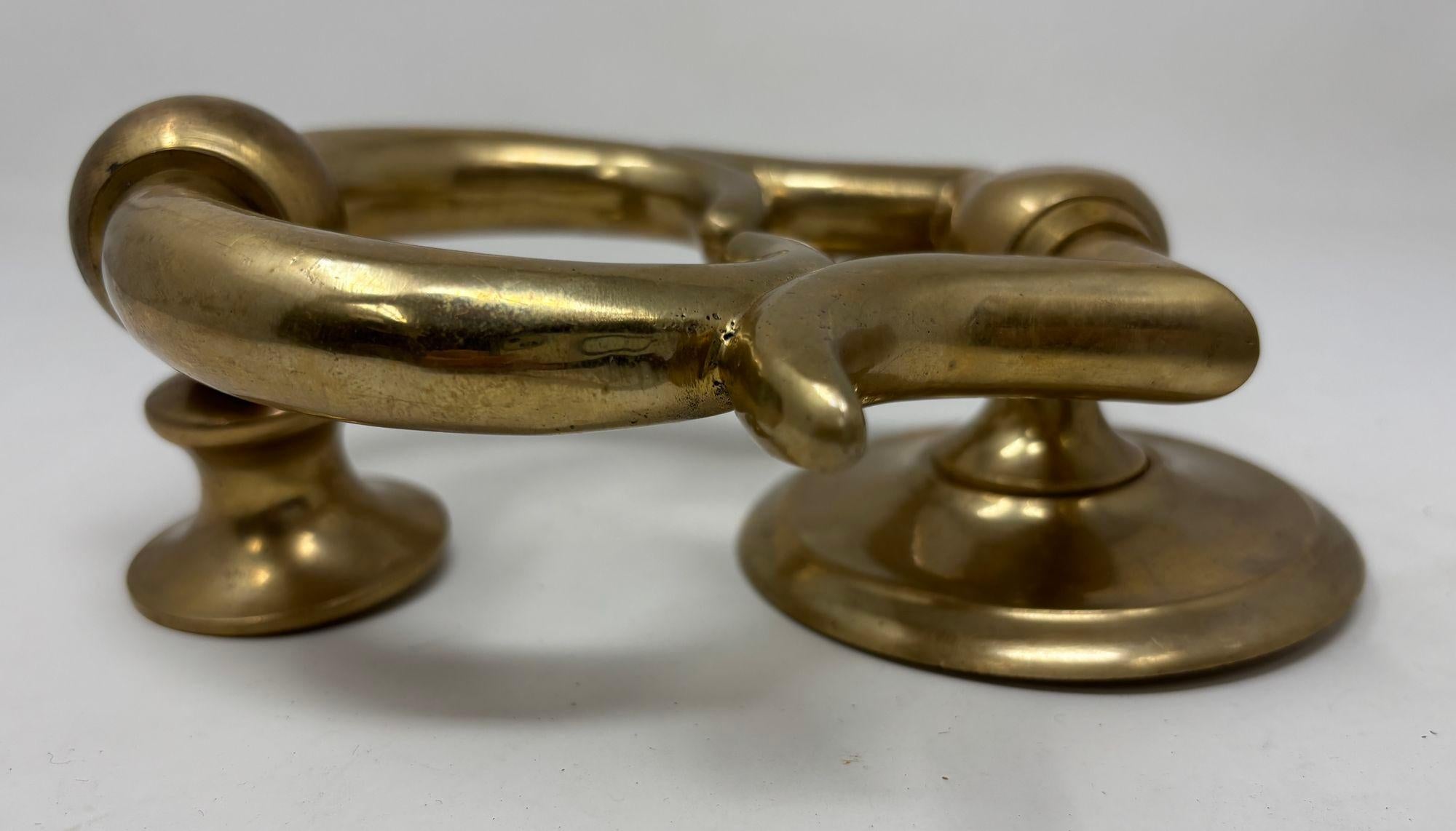 Ottone Battente per porta in ottone massiccio lucidato in stile georgiano del 1940 in vendita