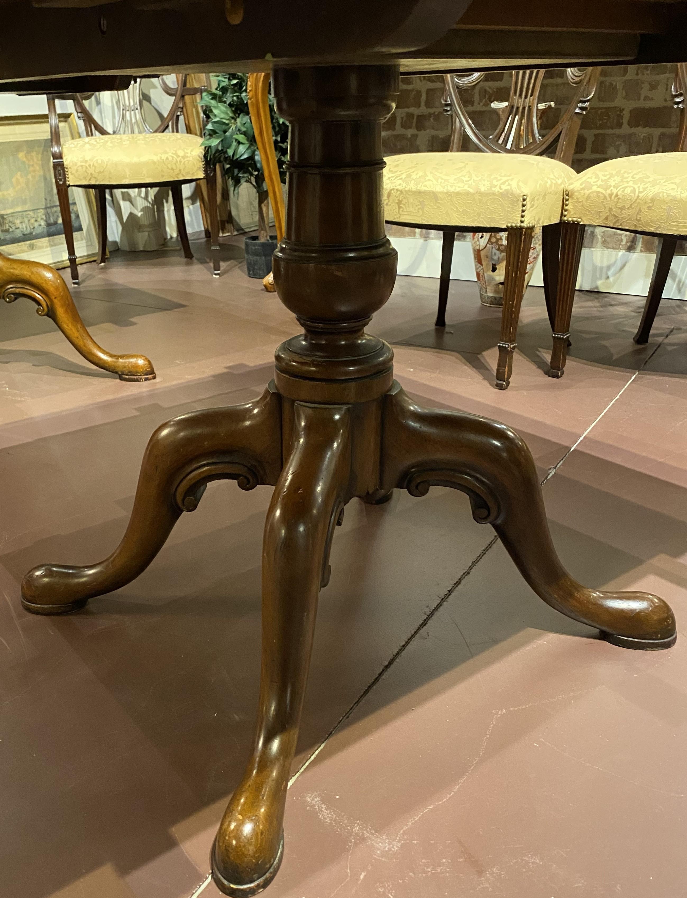 Georgian Style Walnut or Mahogany Triple Pedestal Dining Table with Two Leaves 3