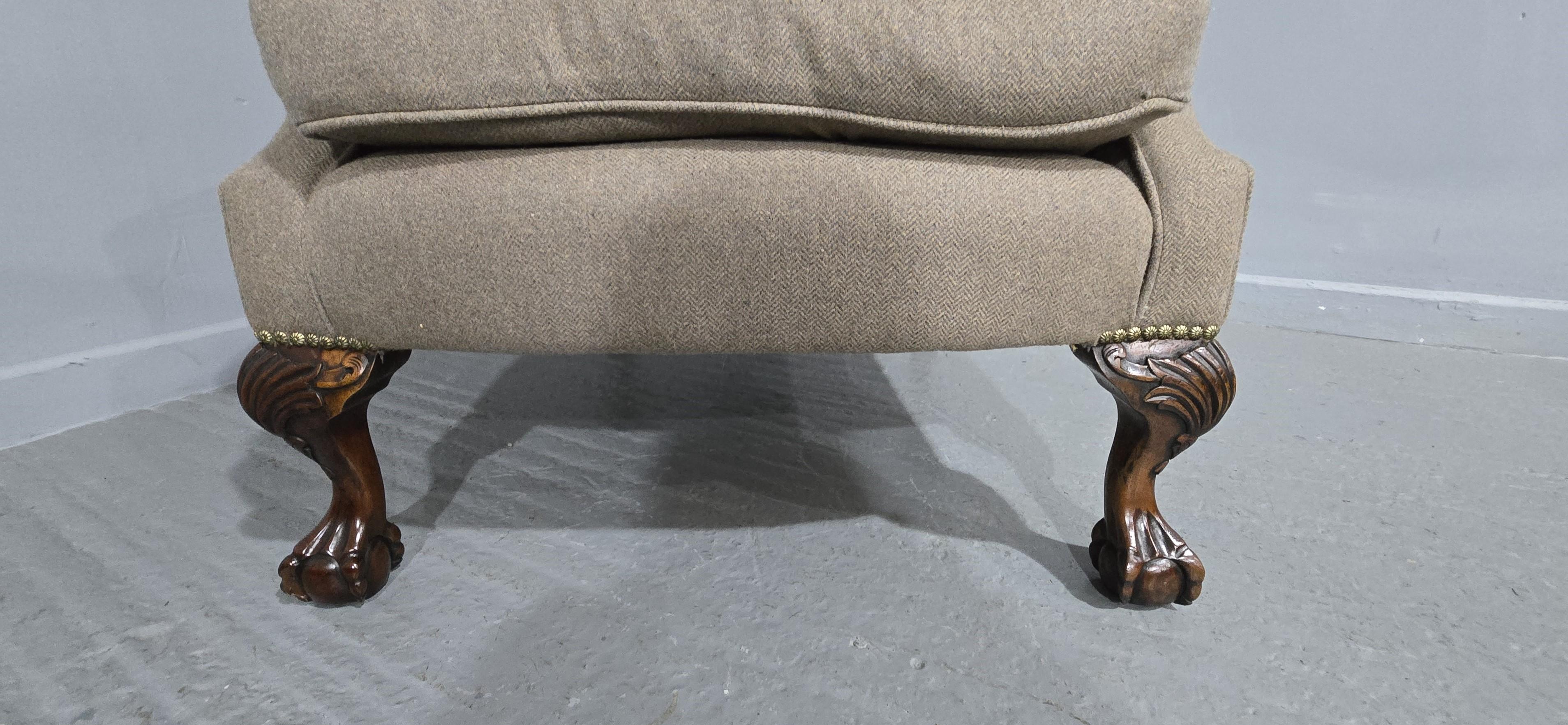 Georgian Style Ohrensessel (George II.) im Angebot