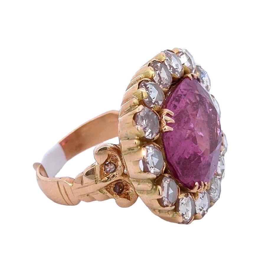 Georgian Style Yellow Gold Oval Pink Spinel & Rose Cut Diamond Ring In Good Condition In San Francisco, CA