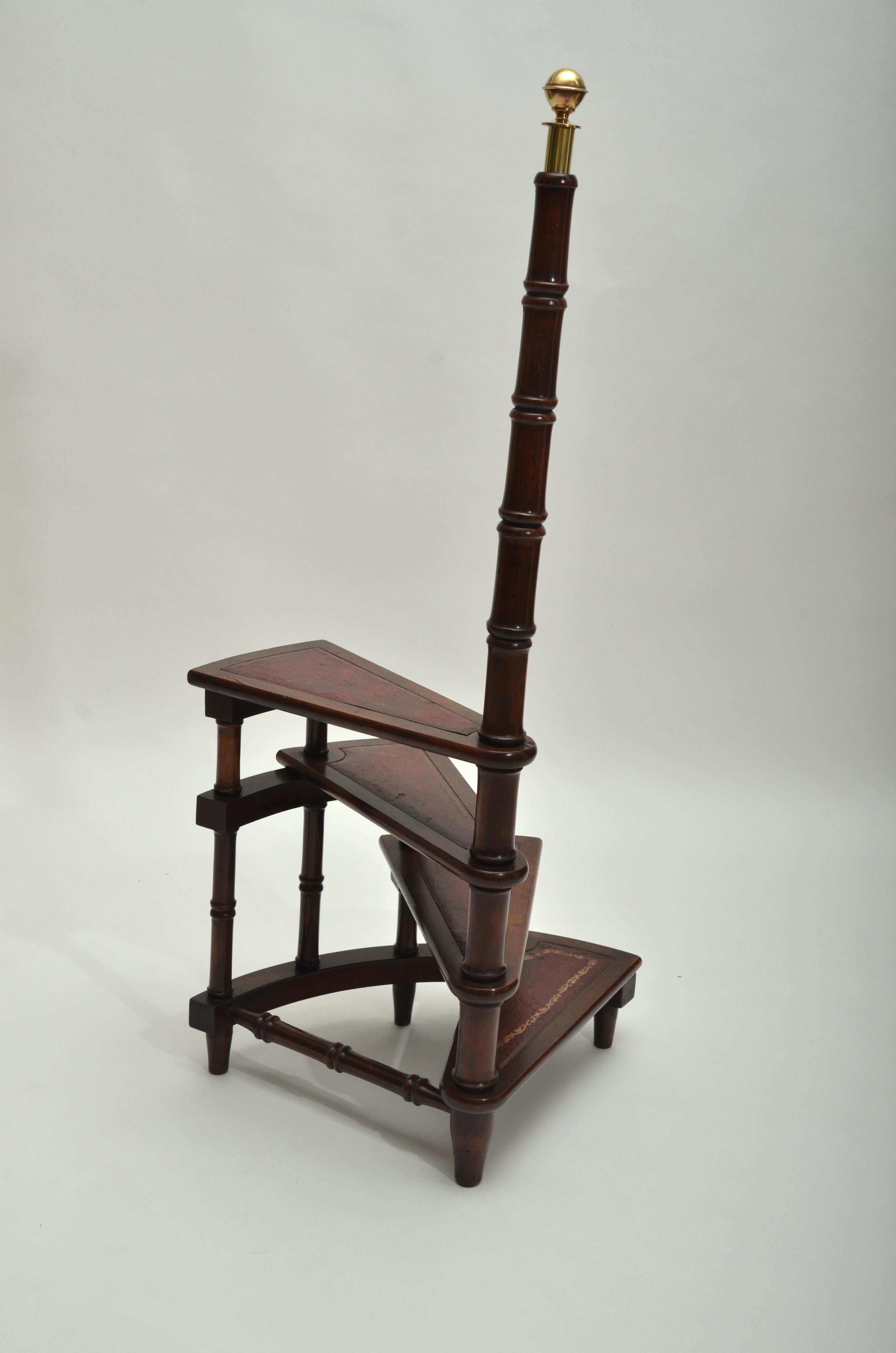 Georgian Style Yew Wood Library Steps, England, circa 1940s For Sale 6