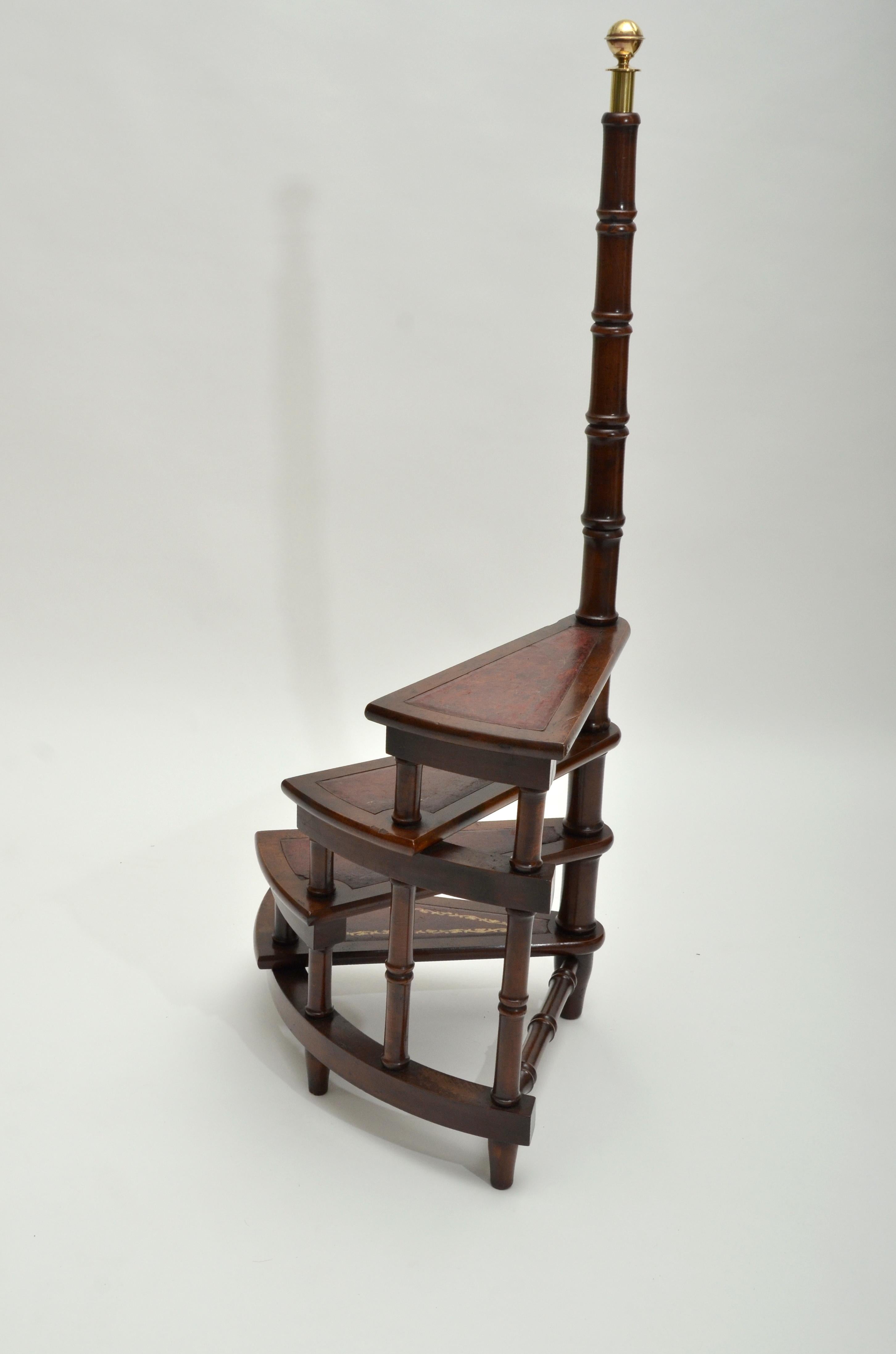 Georgian Style Yew Wood Library Steps, England, circa 1940s For Sale 7