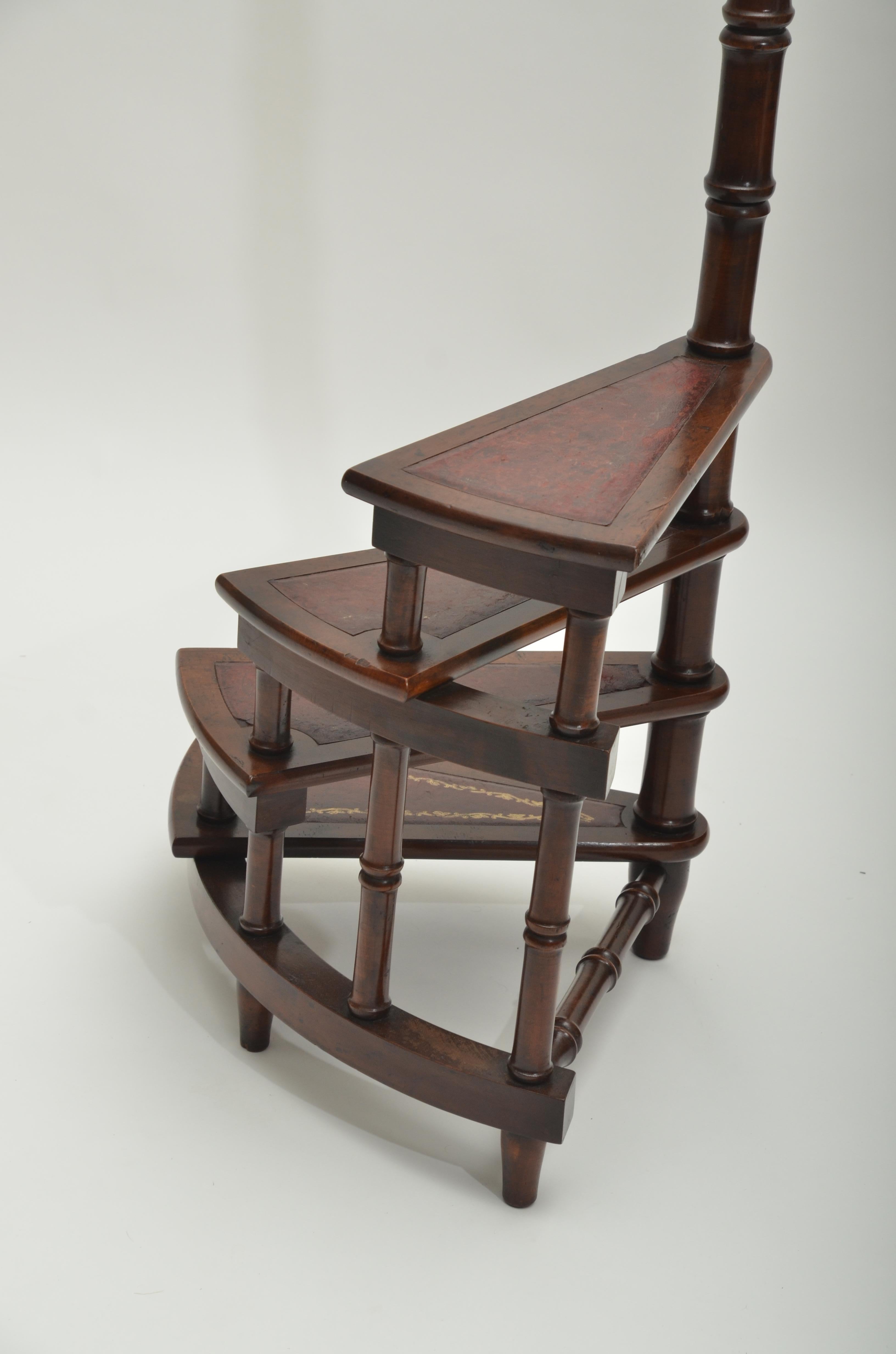 Georgian Style Yew Wood Library Steps, England, circa 1940s For Sale 8