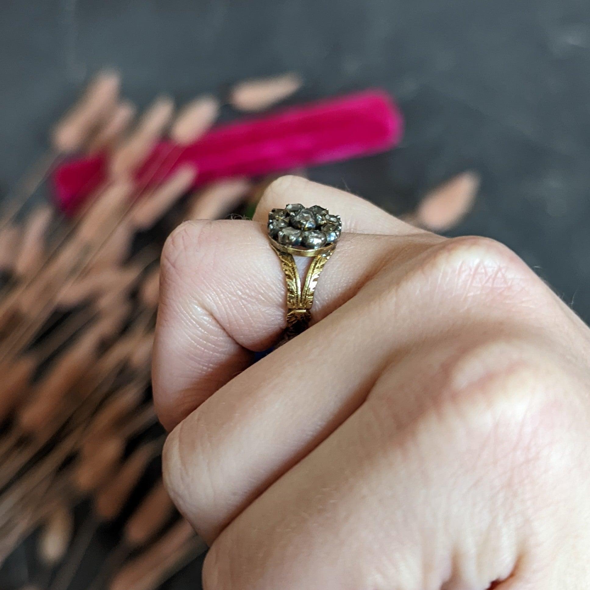 Georgianischer 14 Karat Gold-Cluster-Ring mit Diamanten im Tischschliff und Silberauflage 8