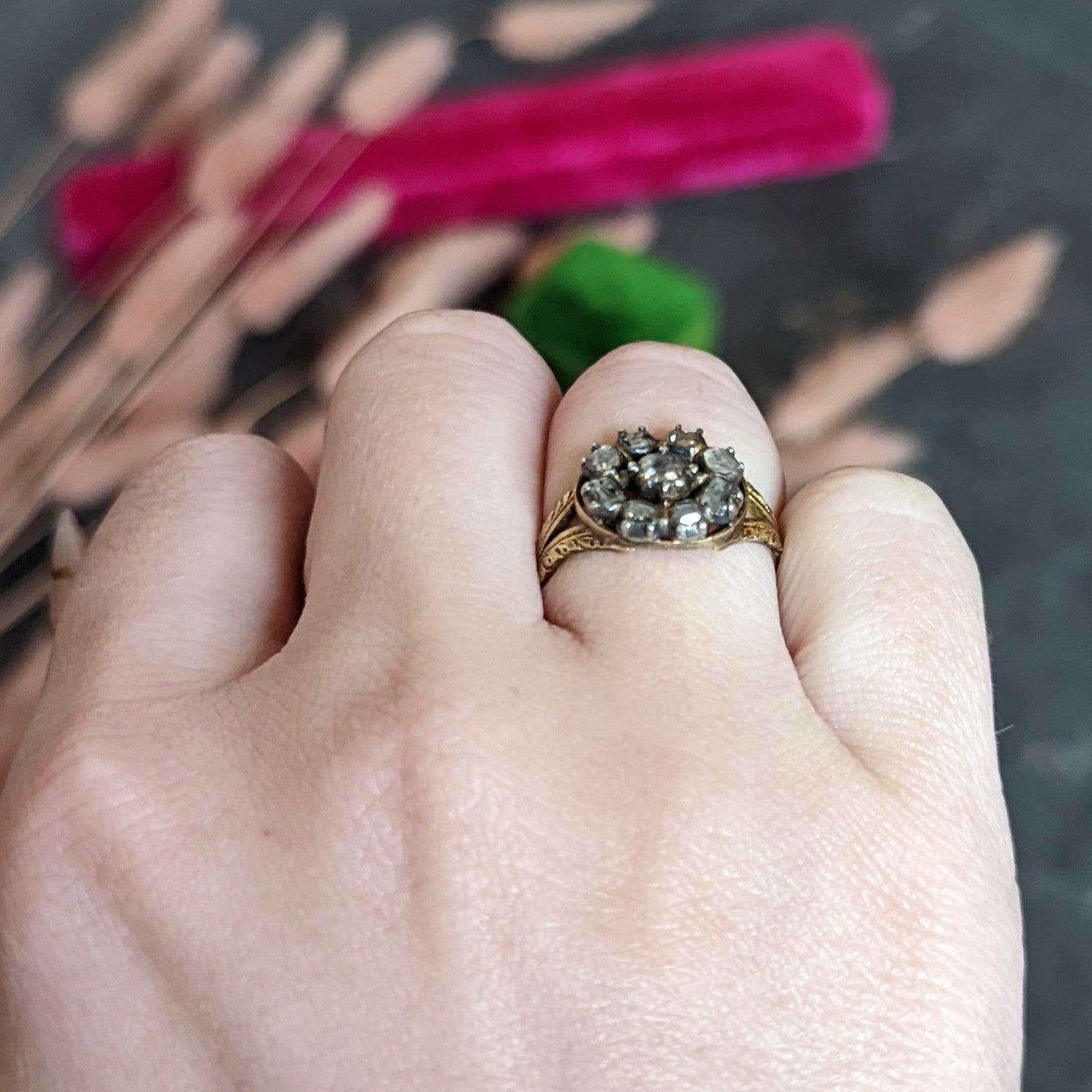 Georgianischer 14 Karat Gold-Cluster-Ring mit Diamanten im Tischschliff und Silberauflage 9