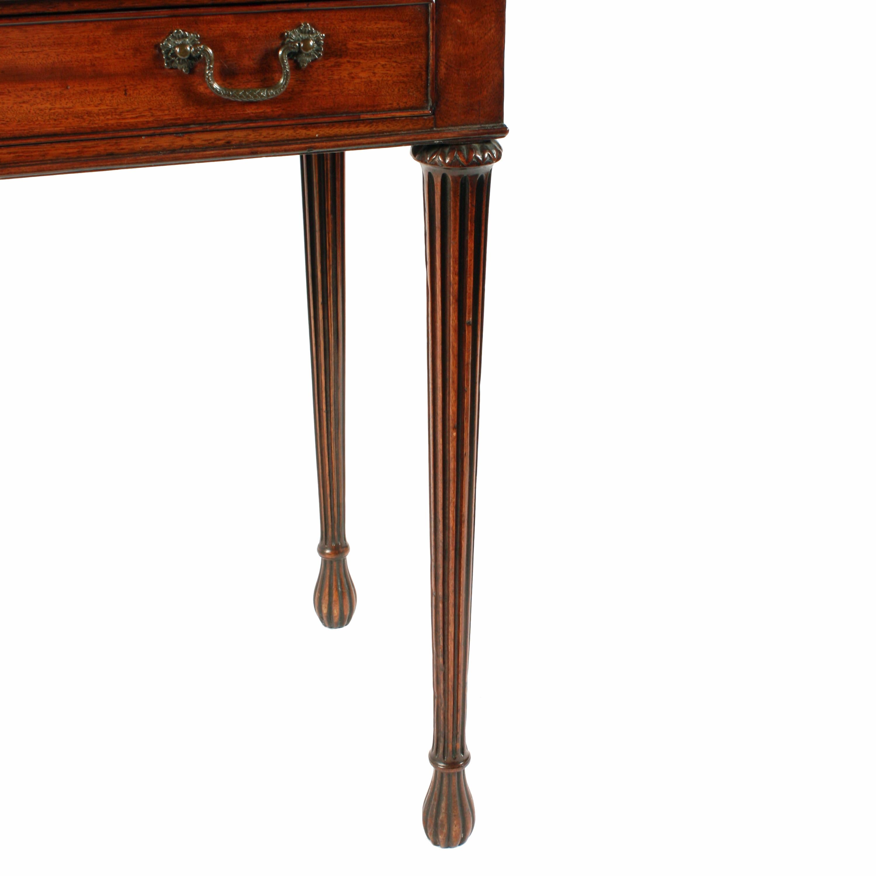 Georgian 'Tassel Toe' Tea Table For Sale 1