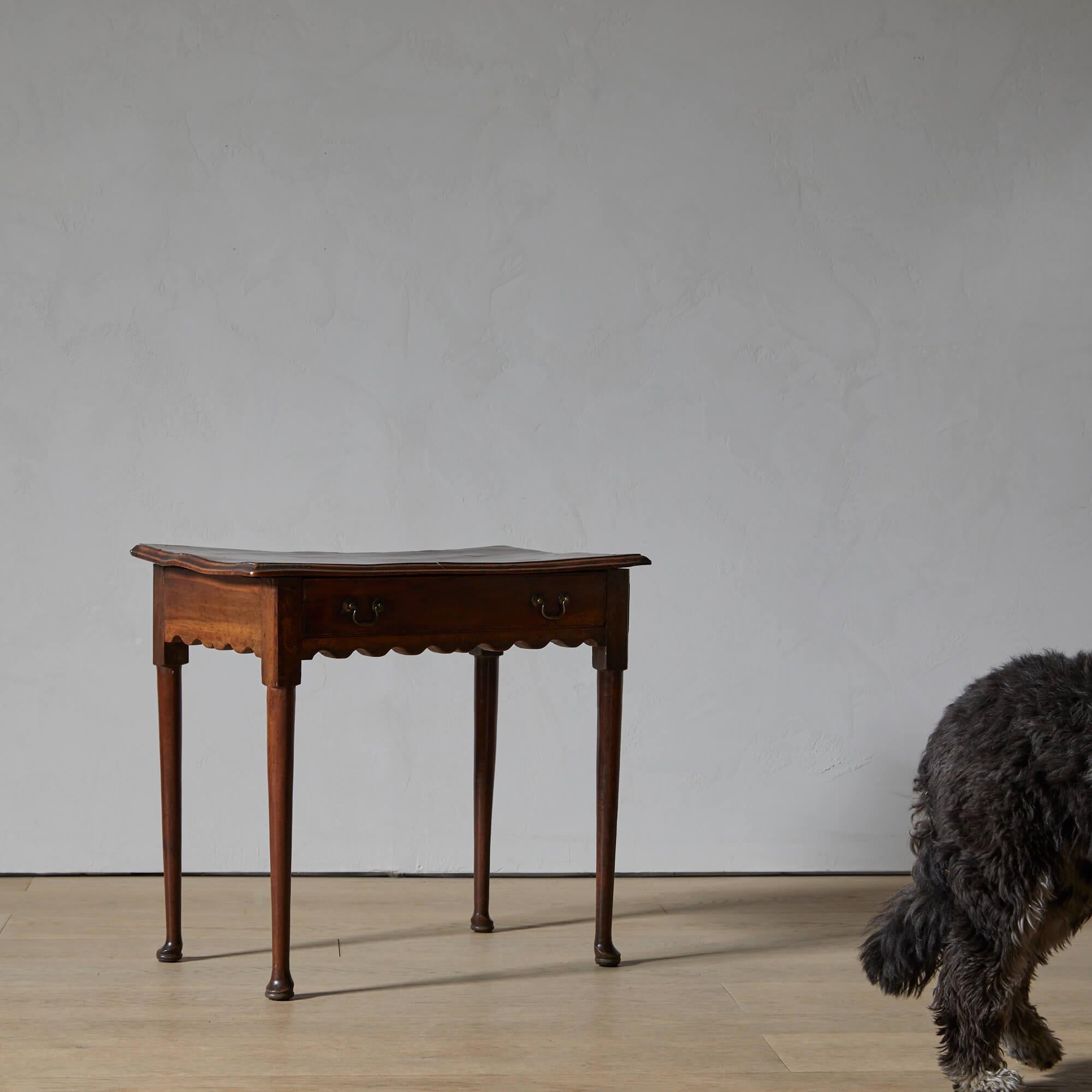 Inglese Tavolo da taverna georgiano in vendita