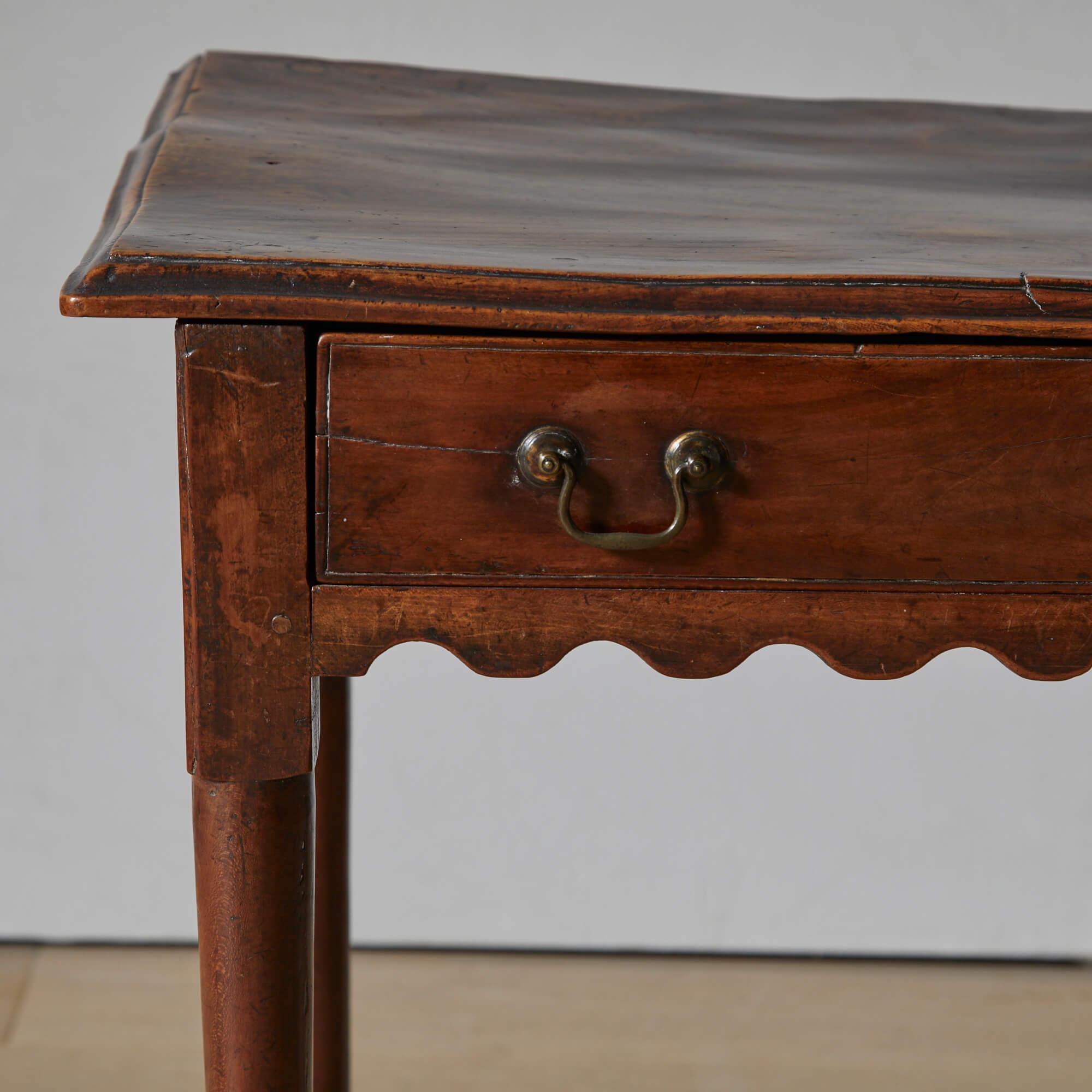 Tavolo da taverna georgiano in vendita 1