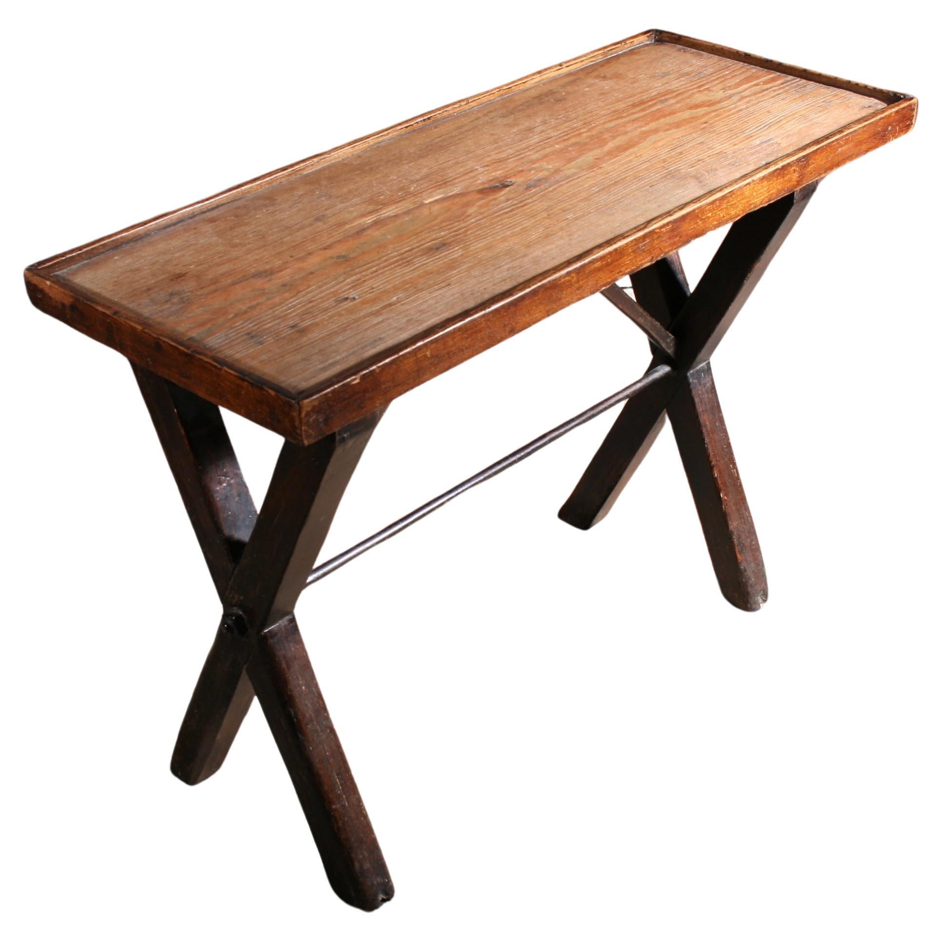 Table de taverne géorgienne en peinture originale