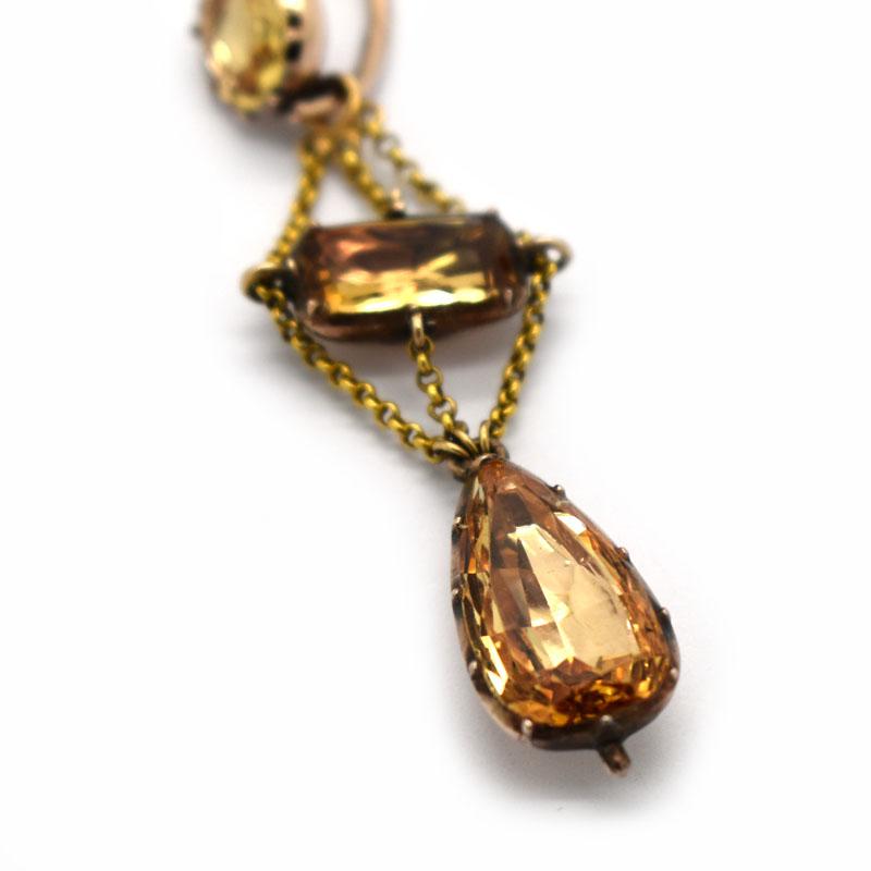 Georgian Topaz and Gold Drop Earrings, Circa 1810 In Good Condition In London, GB