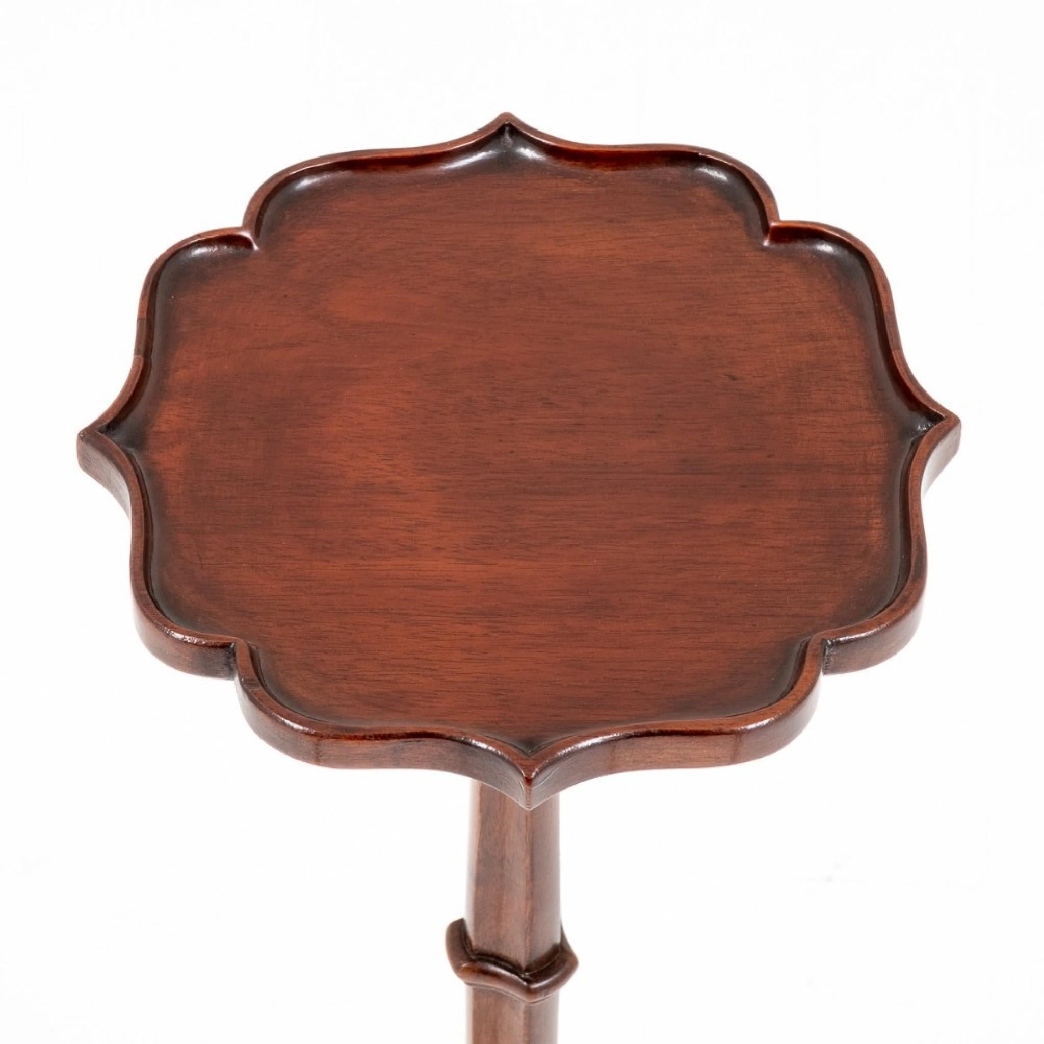 Antorcha Georgiana Mesa de Caoba Soporte Antorcha Georgiano en venta