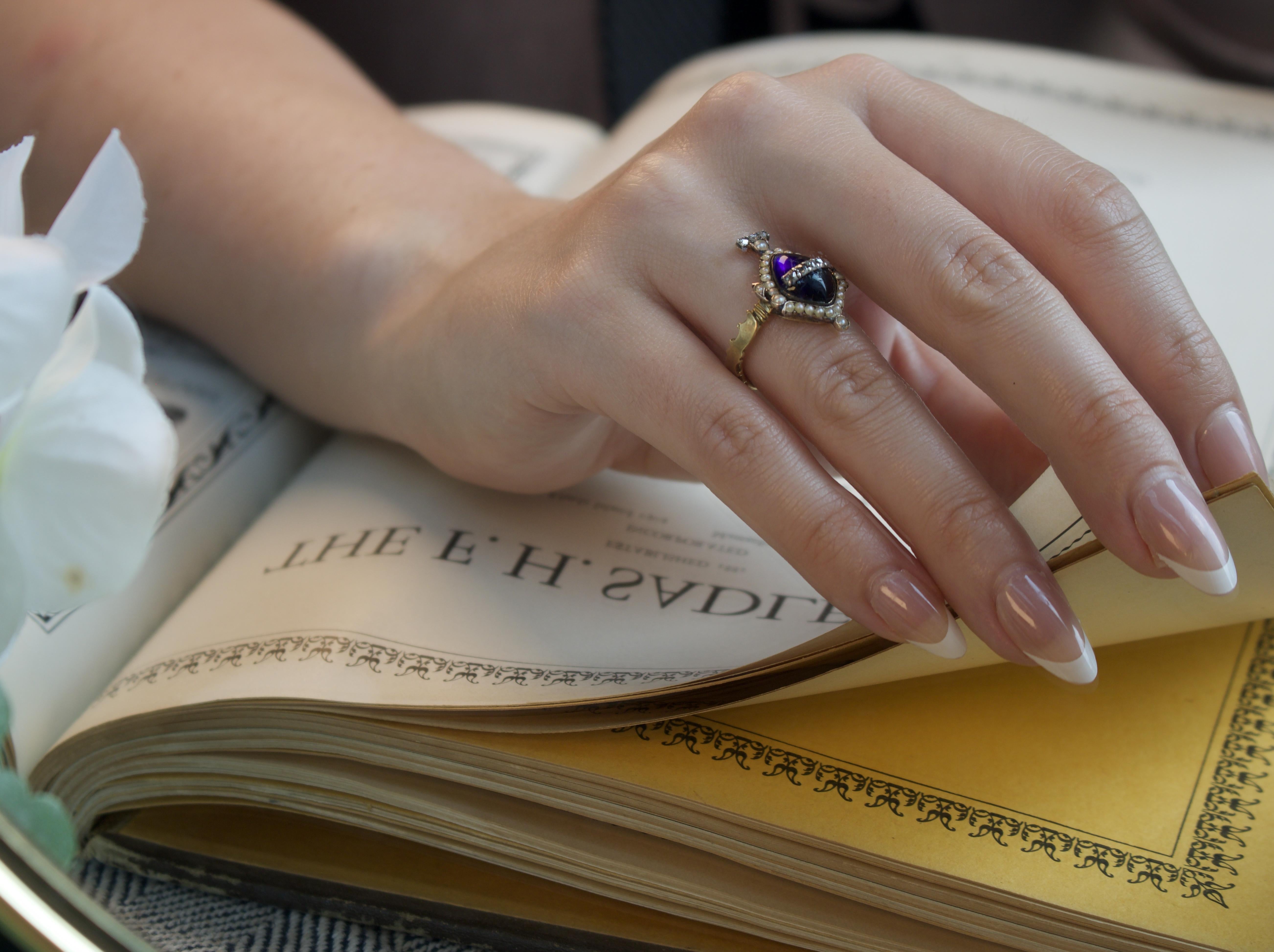 Georgian Urn Mourning Ring with Synthetic Sapphire and Diamonds in 18K Gold For Sale 2