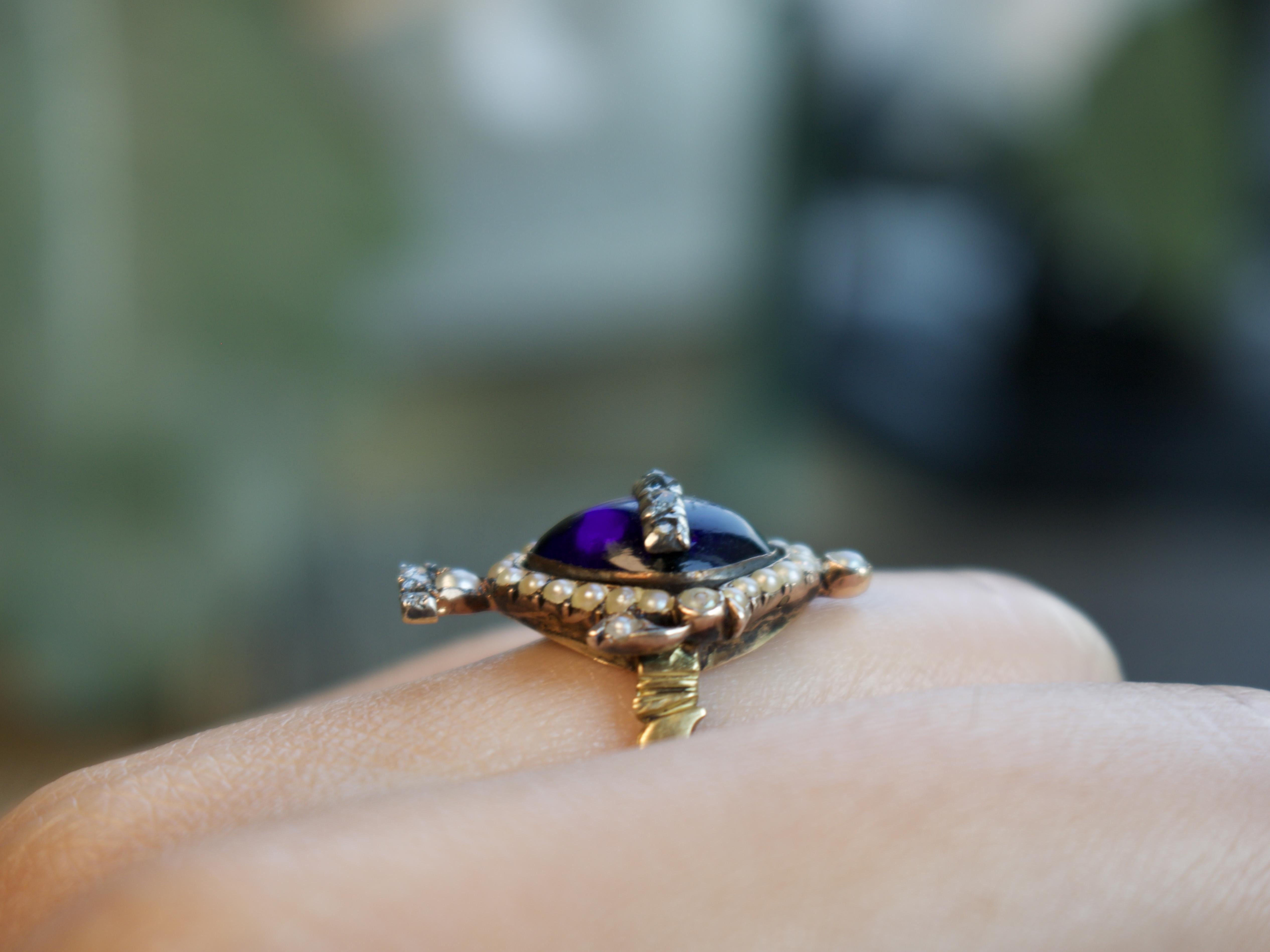 Georgian Urn Mourning Ring with Synthetic Sapphire and Diamonds in 18K Gold For Sale 3