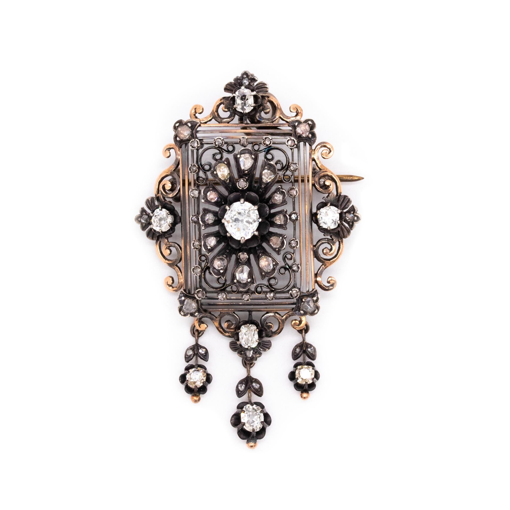 Georgian Victorian 1830 Pendant Brooch In 18Kt Gold 4.58 Cts Rose Cut Diamonds In Excellent Condition For Sale In Miami, FL